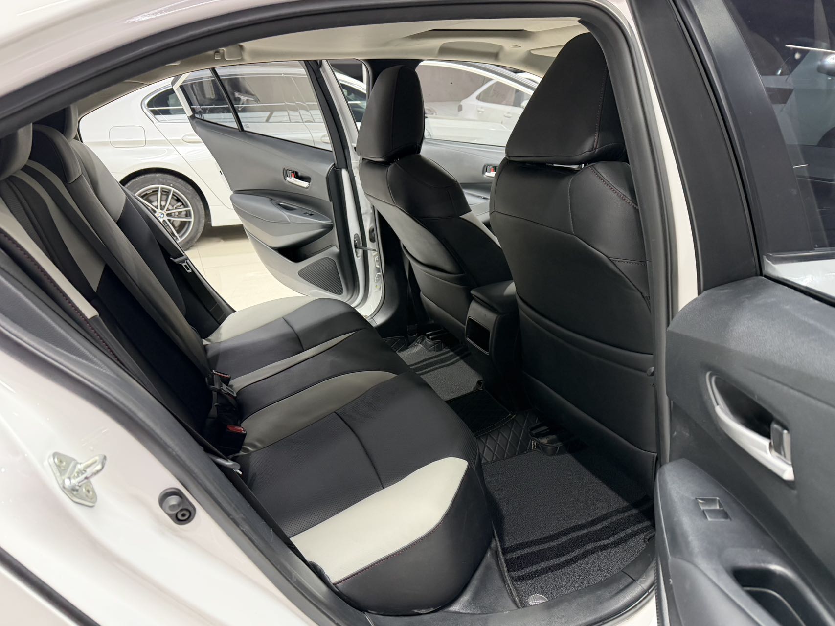Corolla 2023 car image #12