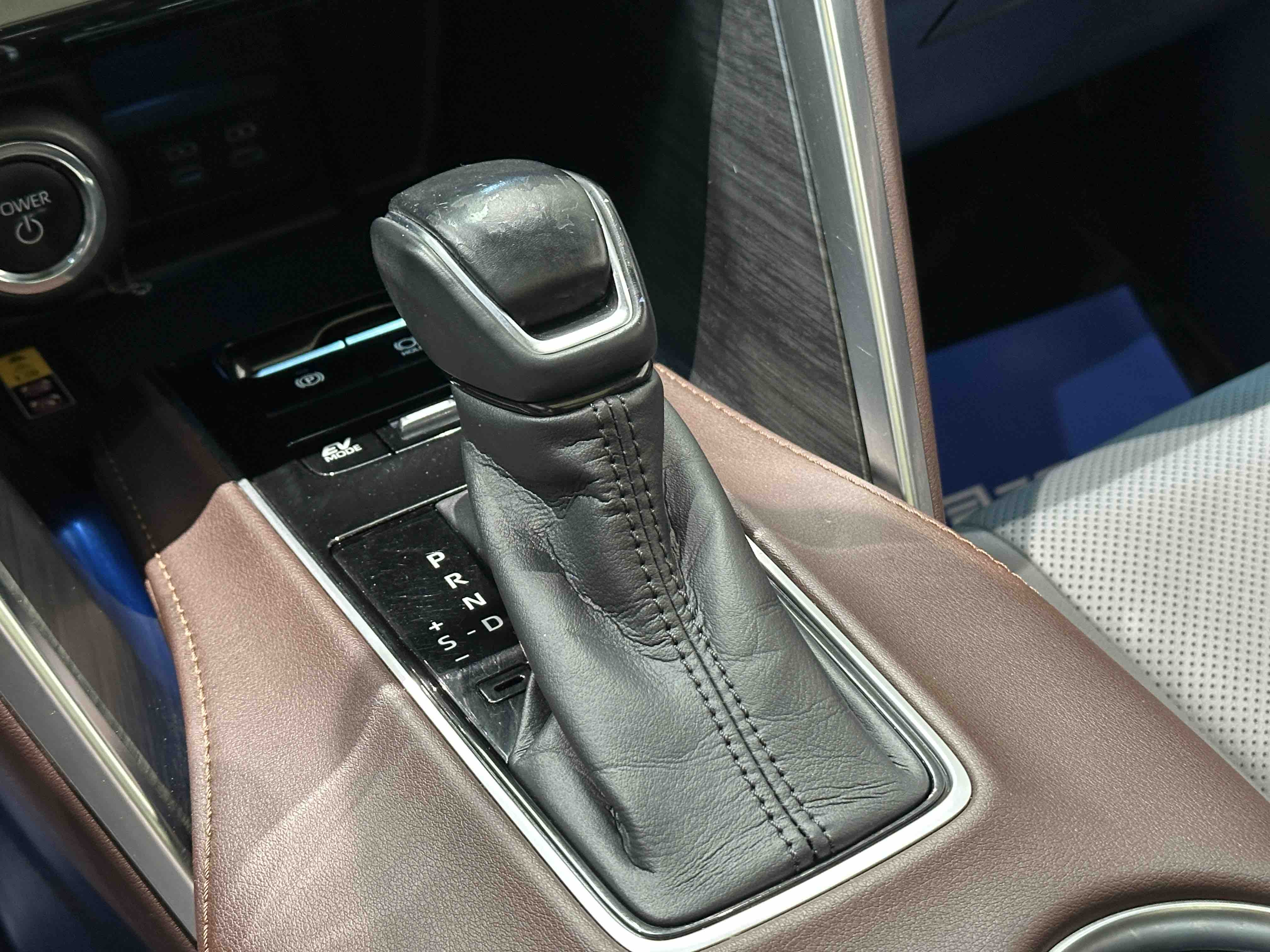 Toyota Harrier 2023 #12 Toyota Harrier 2023 car image #12