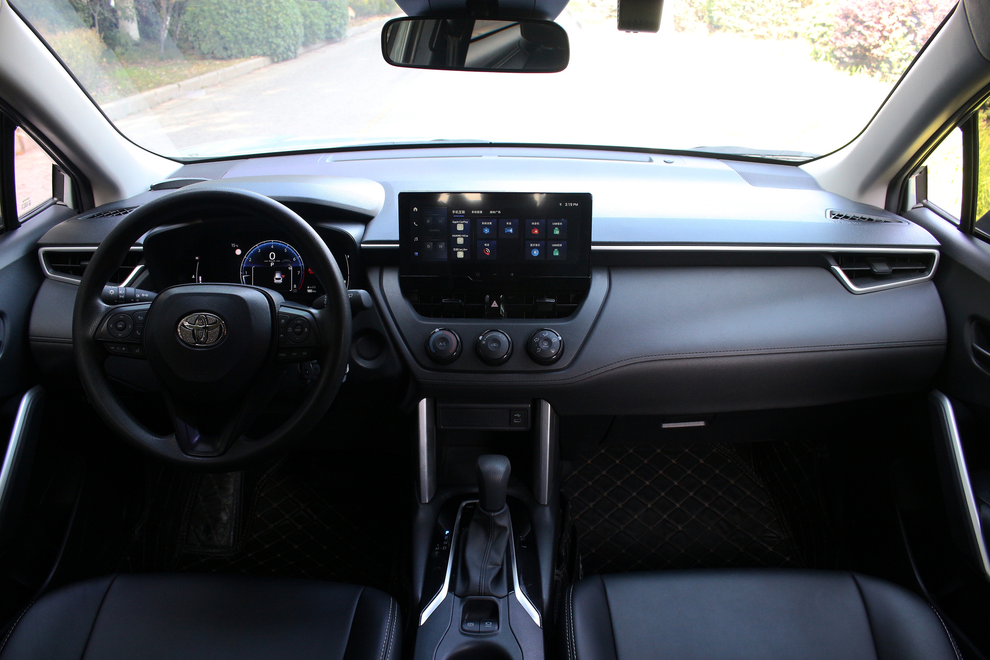 Toyota Corolla Cross 2023 immagine di auto #12