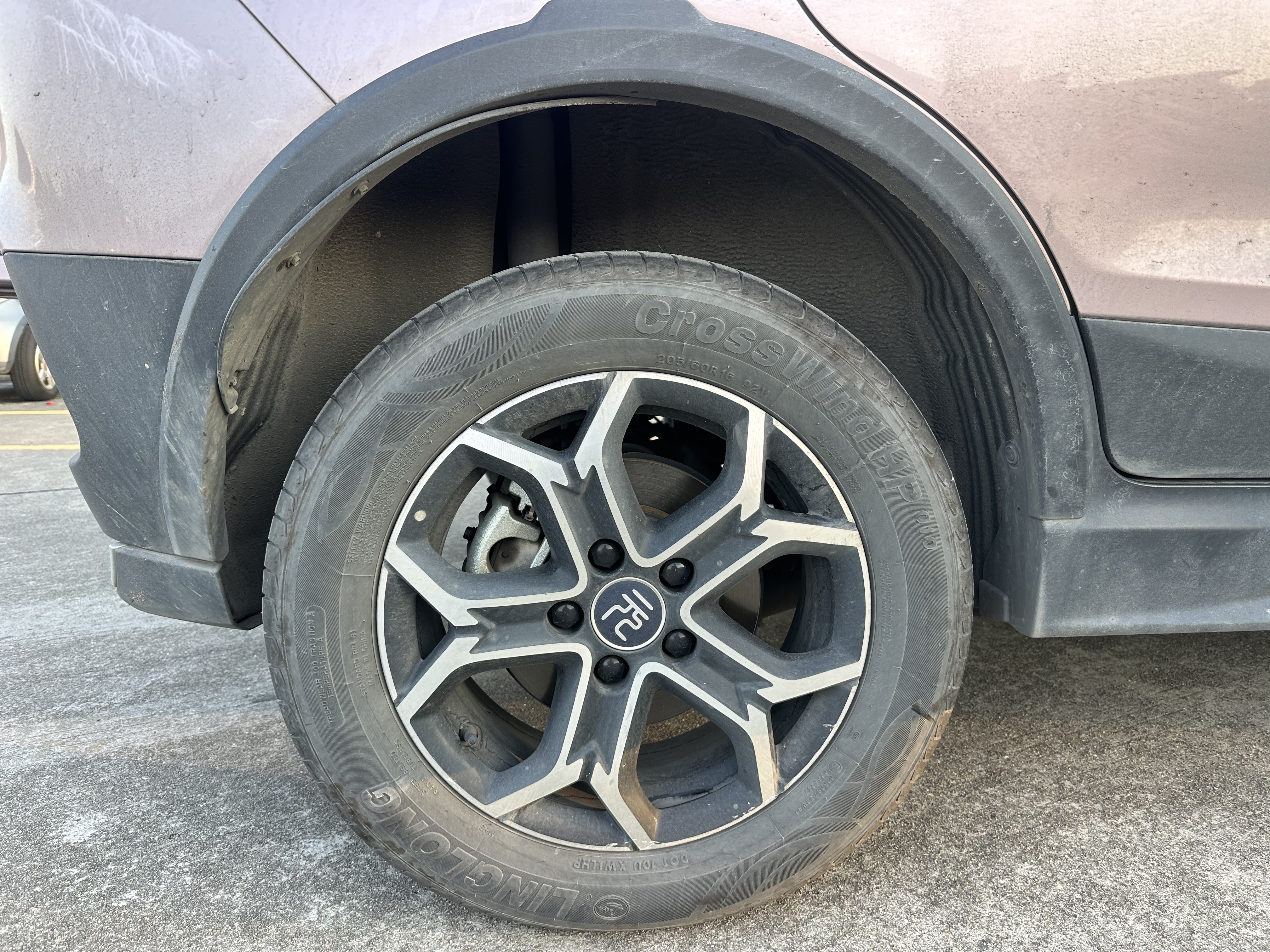 BYD Yuan Pro 2024 #12 BYD Yuan Pro 2024 car image #12