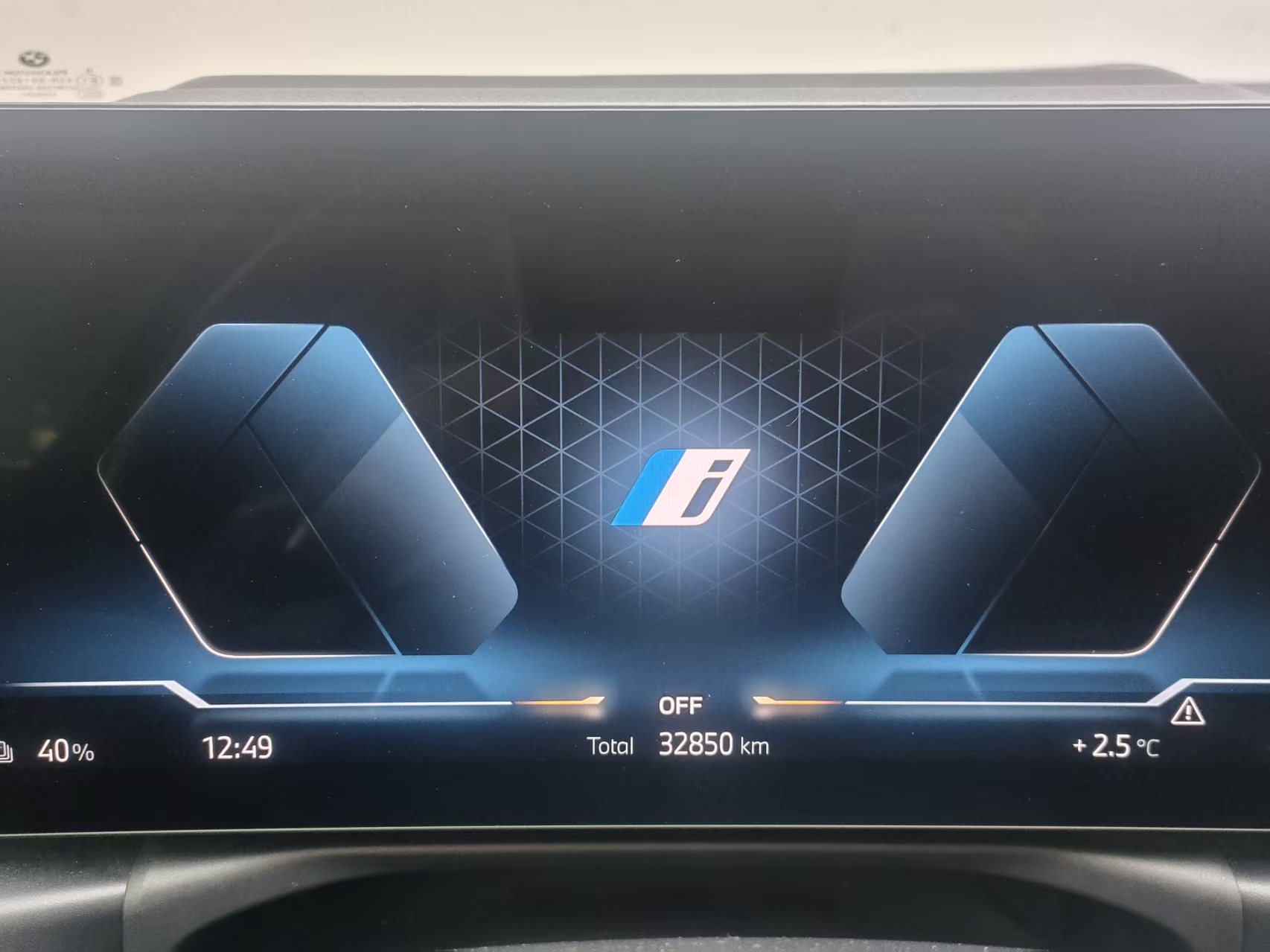 BMW i4 2024 #12 BMW i4 2024 car image #12