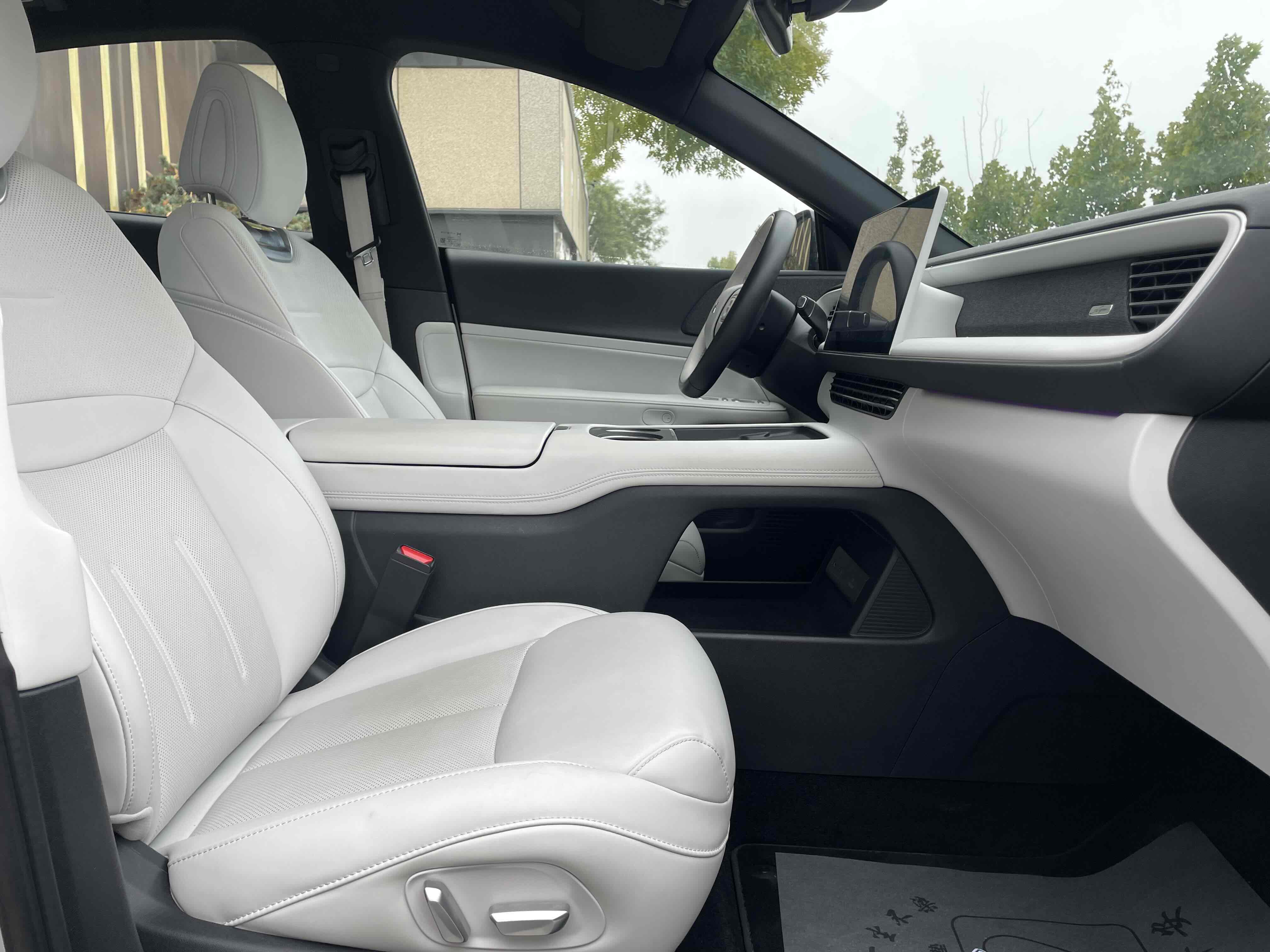 Xpeng G6 2023 #12 Xpeng G6 2023 car image #12