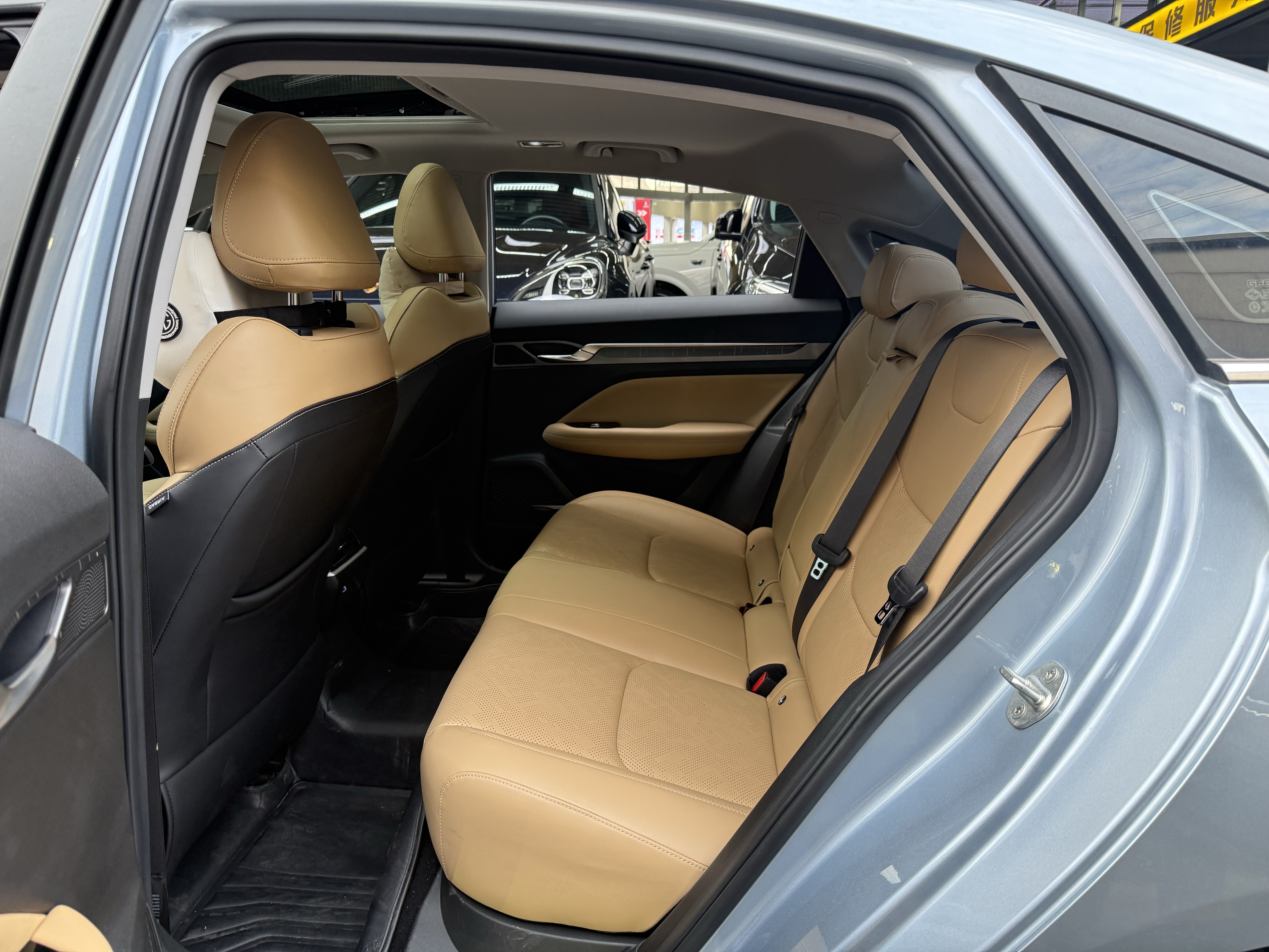 GEELY Emgrand L 2023 car image #12