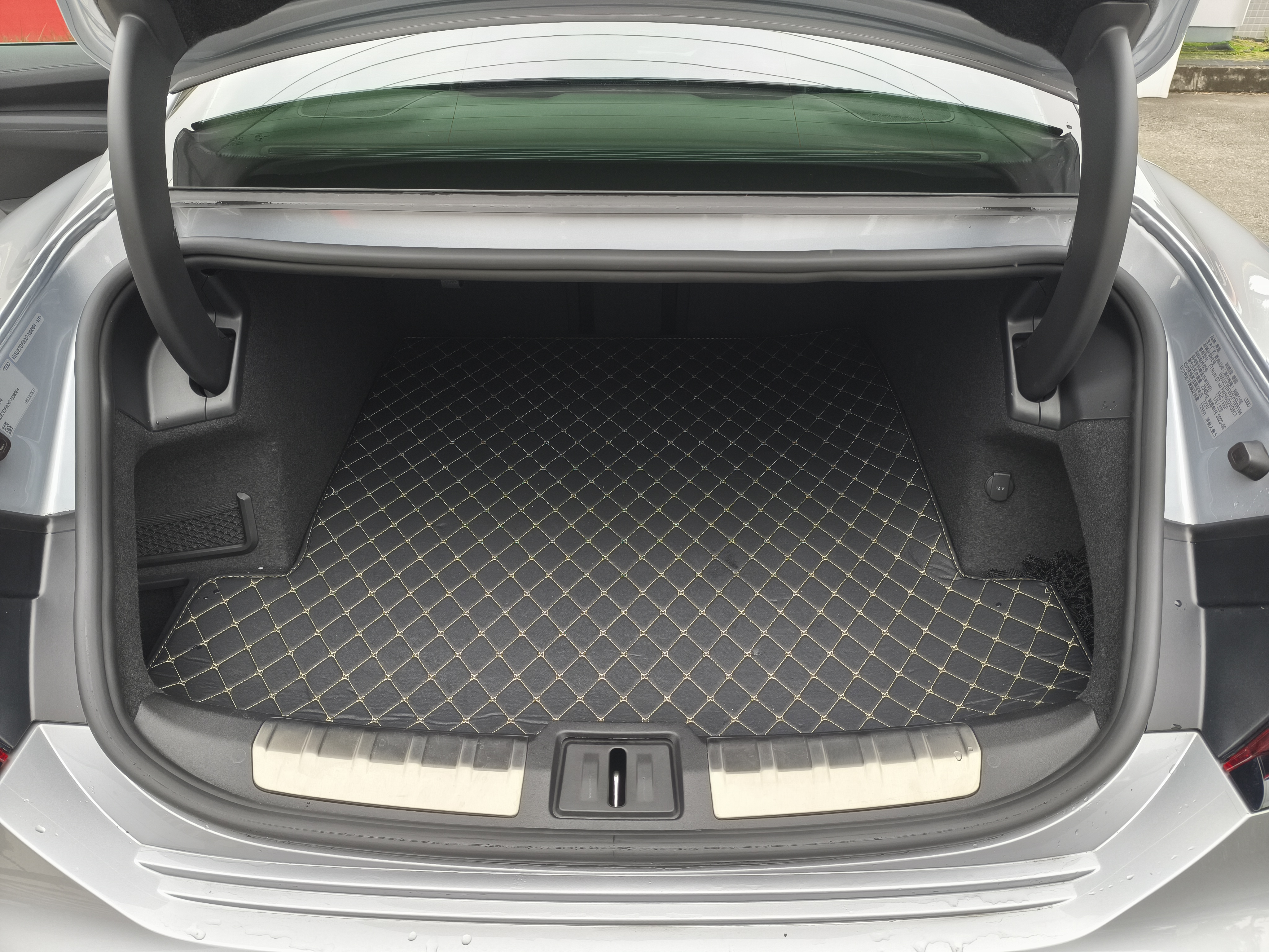 Audi e-tron GT 2024 صورة سيارة #12