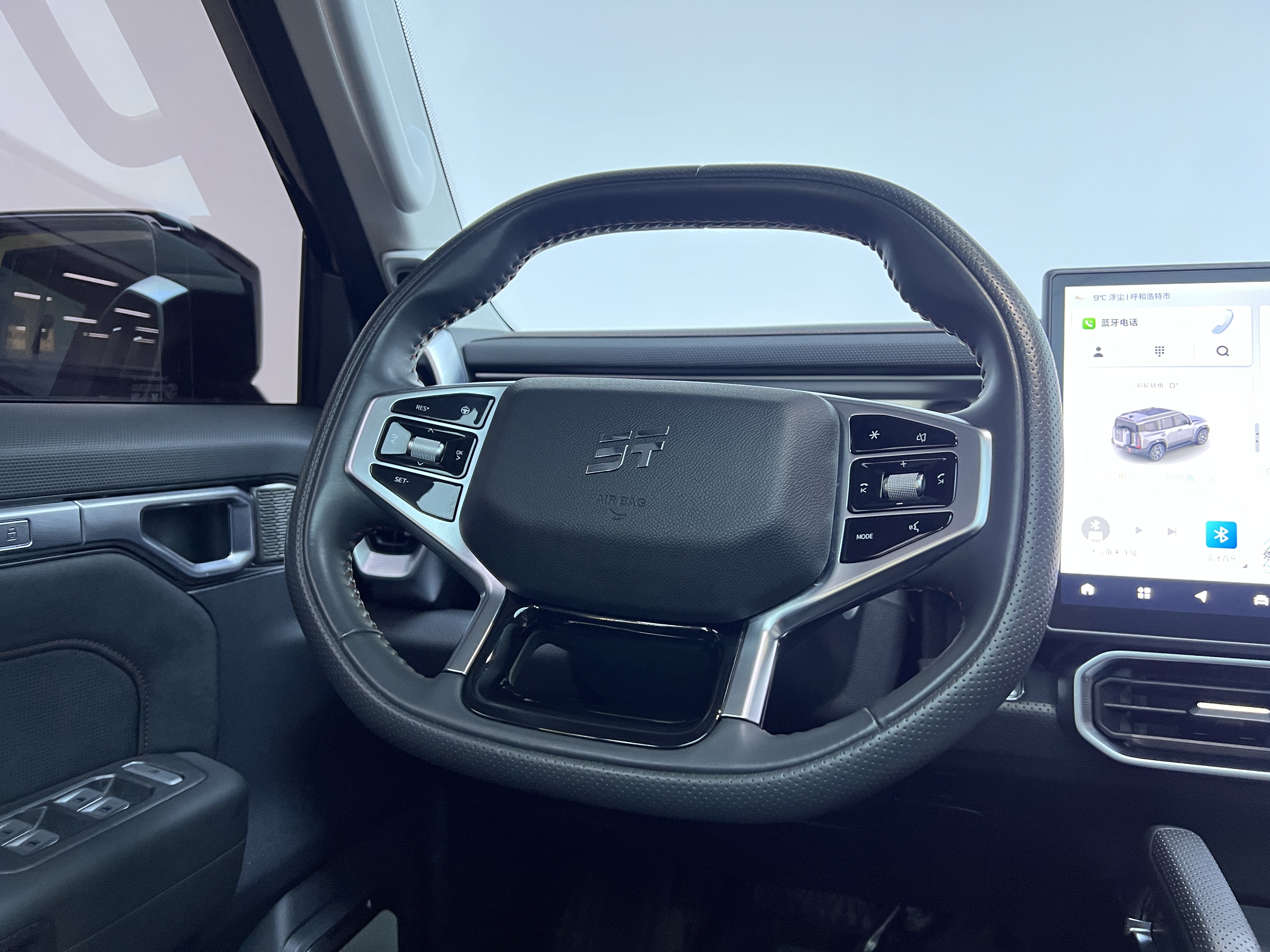 Jetour Traveller 2024 car image #12