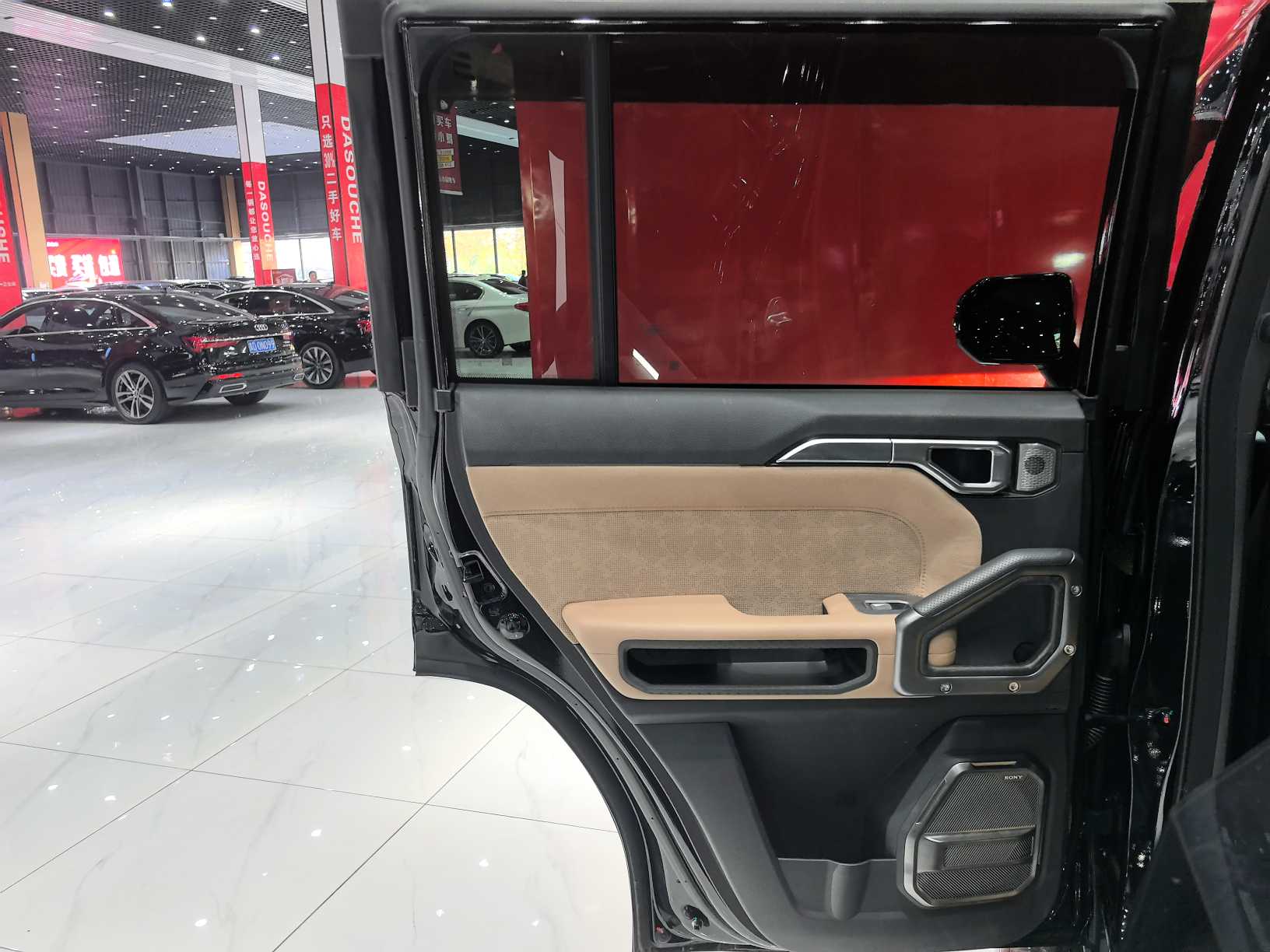 Jetour Shanhai Traveller 2024 car image #12