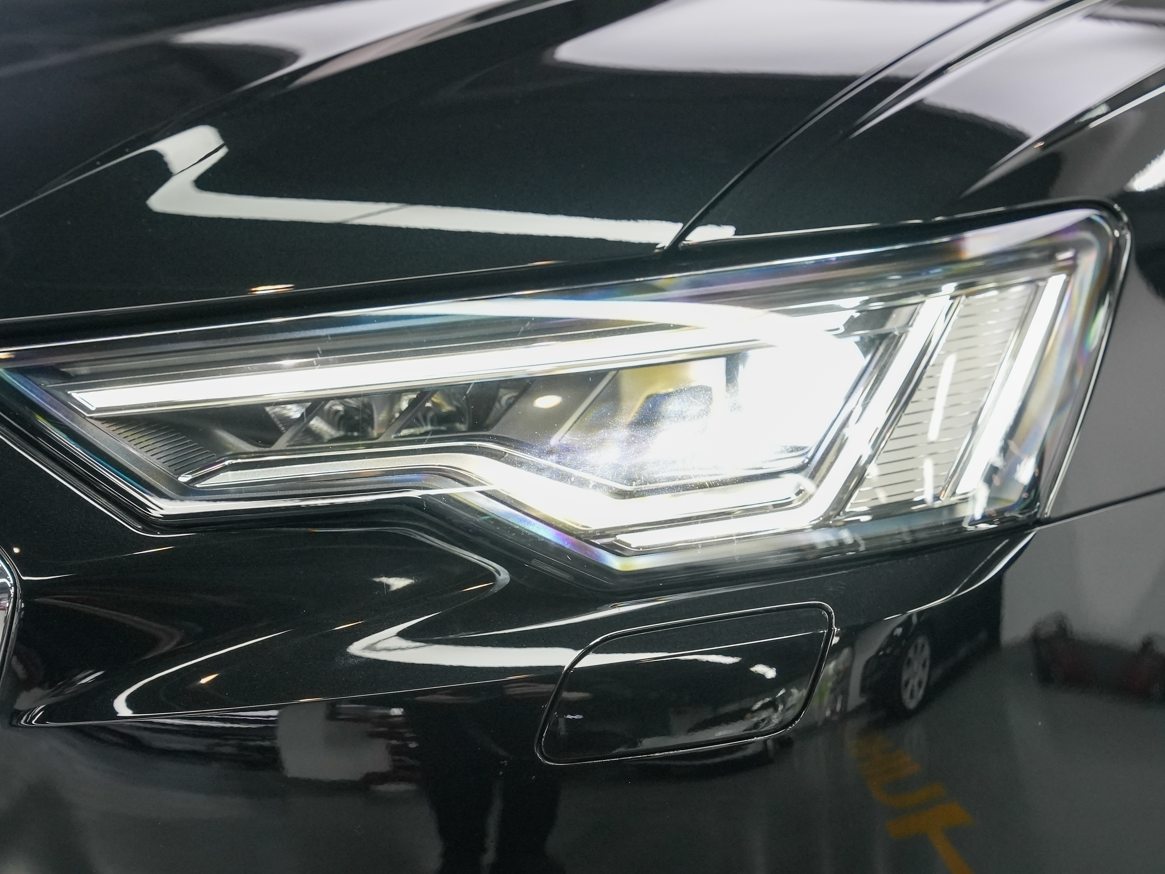 Audi A6L 2024 car image #12