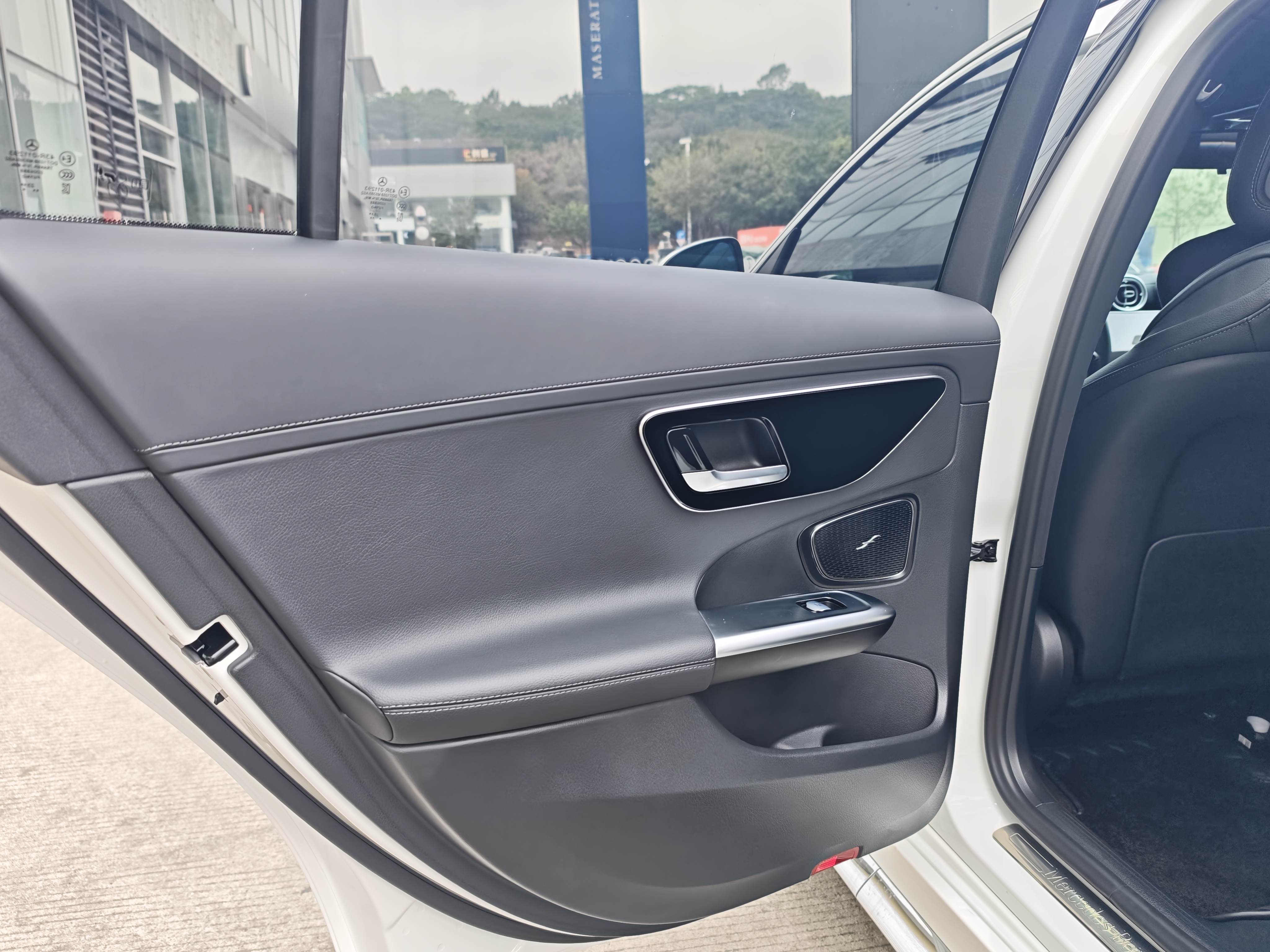 Mercedes-Benz C Class 2024 #12 Mercedes-Benz C Class 2024 car image #12