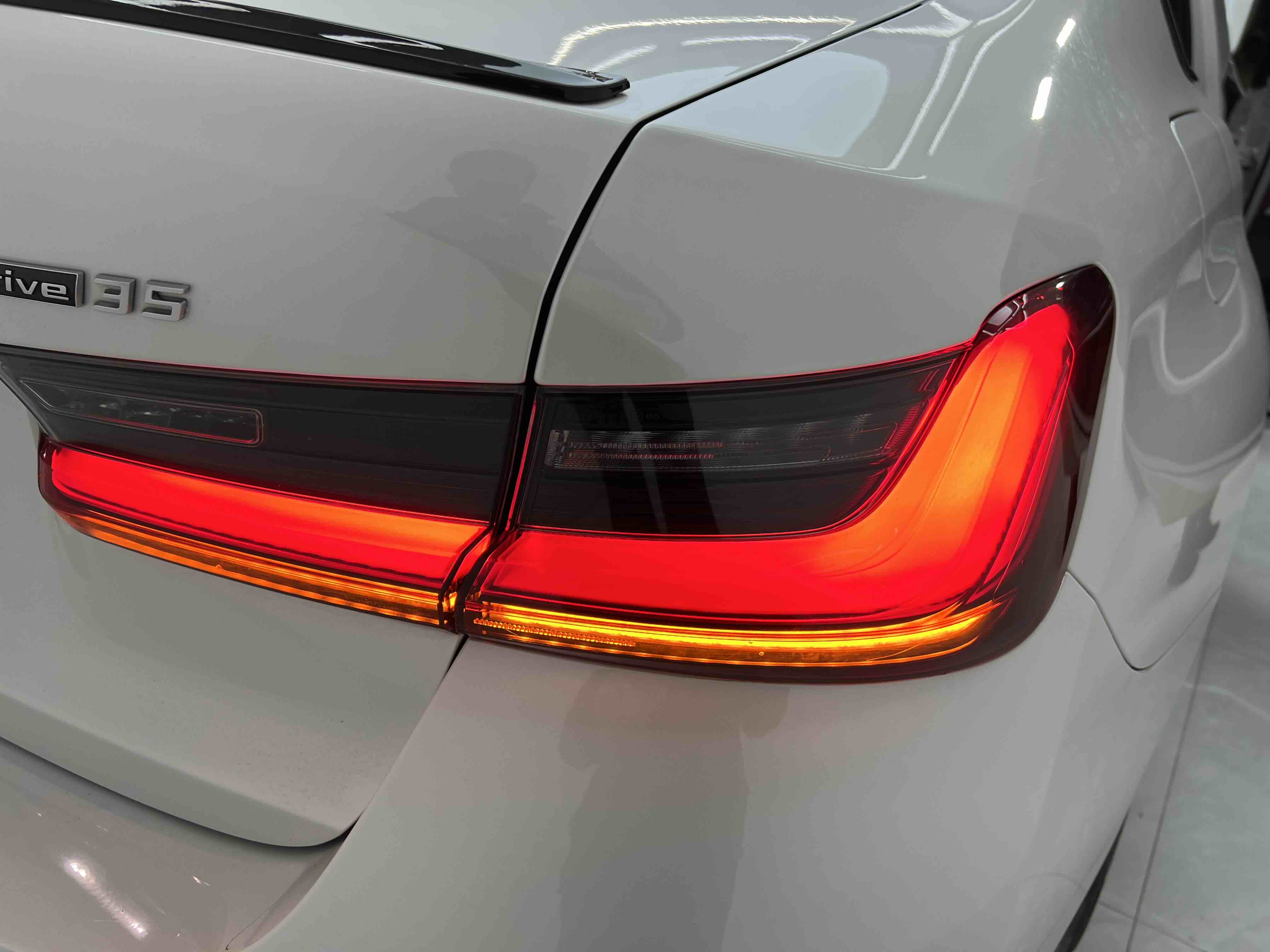 BMW i3 2023 car image #12