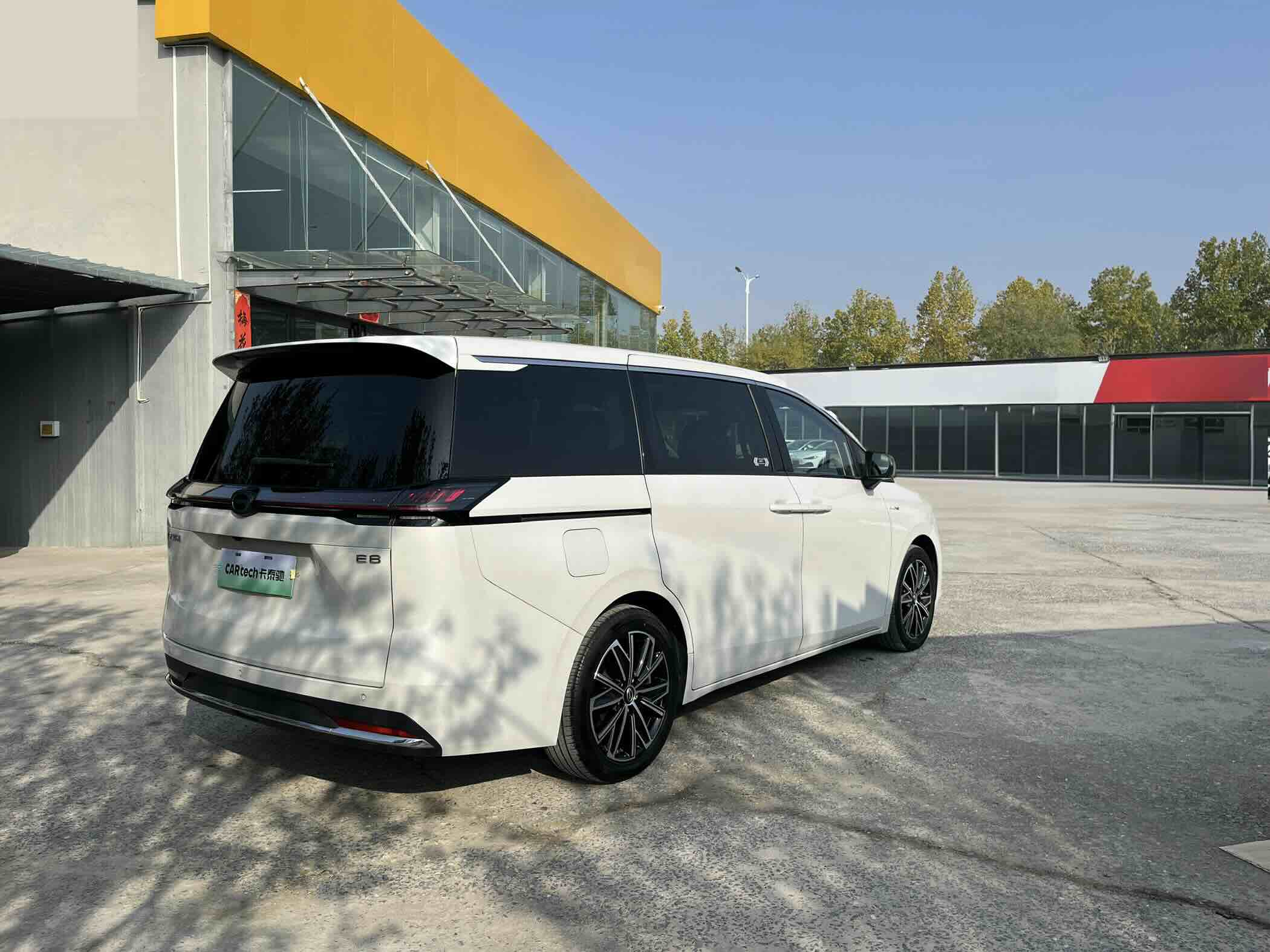 GAC Trumpchi E8 New Energy 2024 car image #12