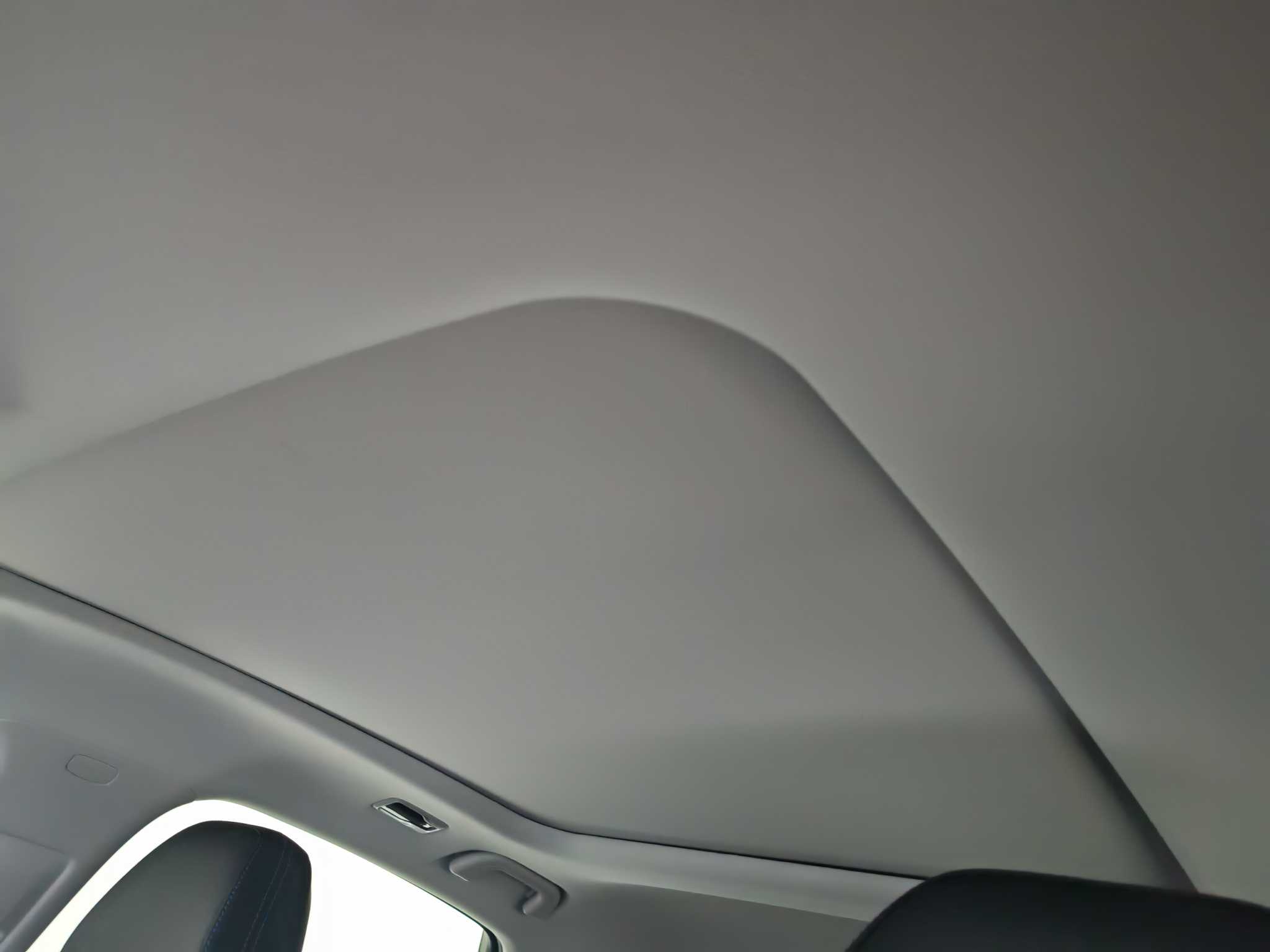 2025 car image #12