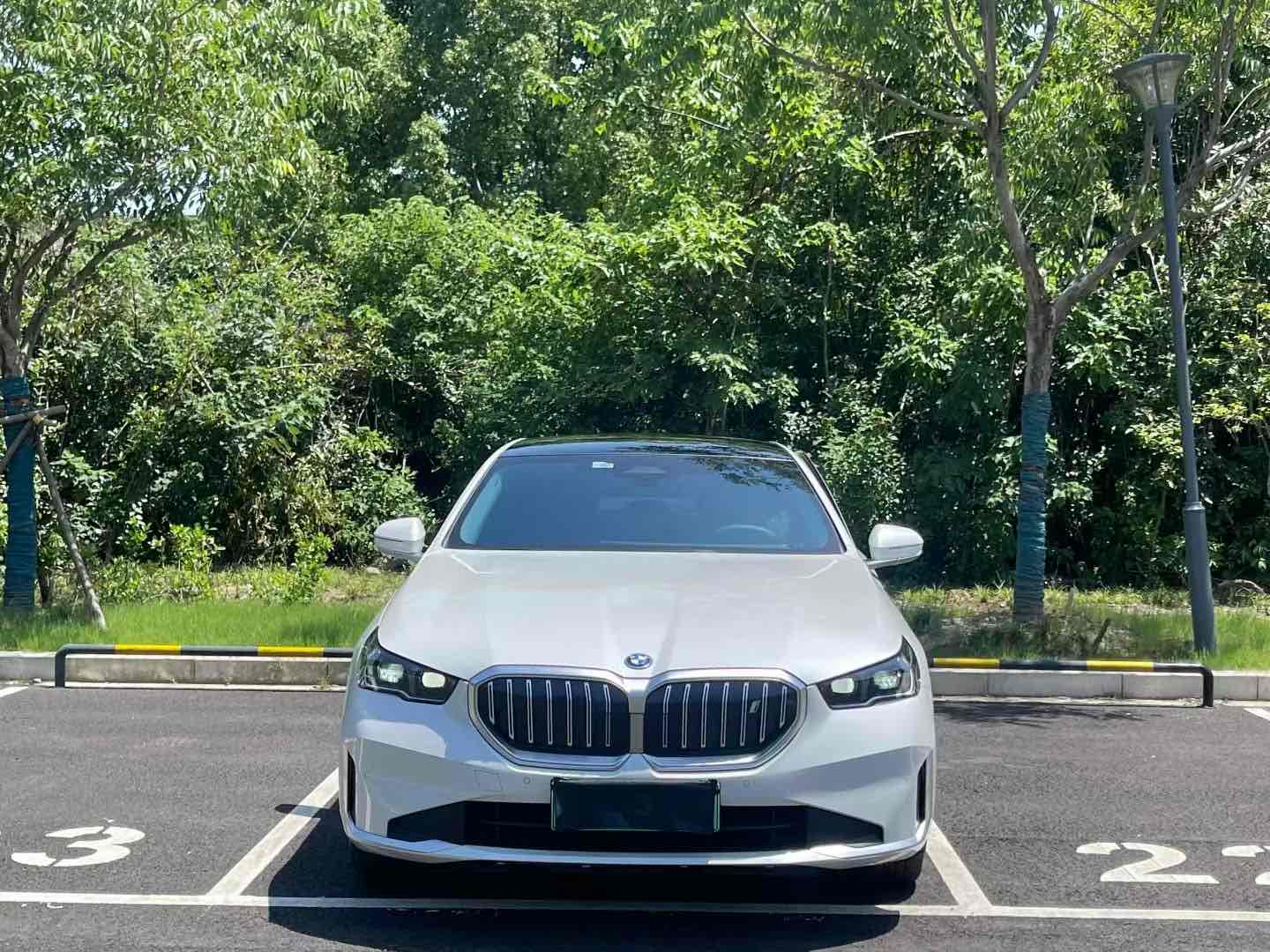 BMW i5 M60 2024 #12 BMW i5 M60 2024 car image #12