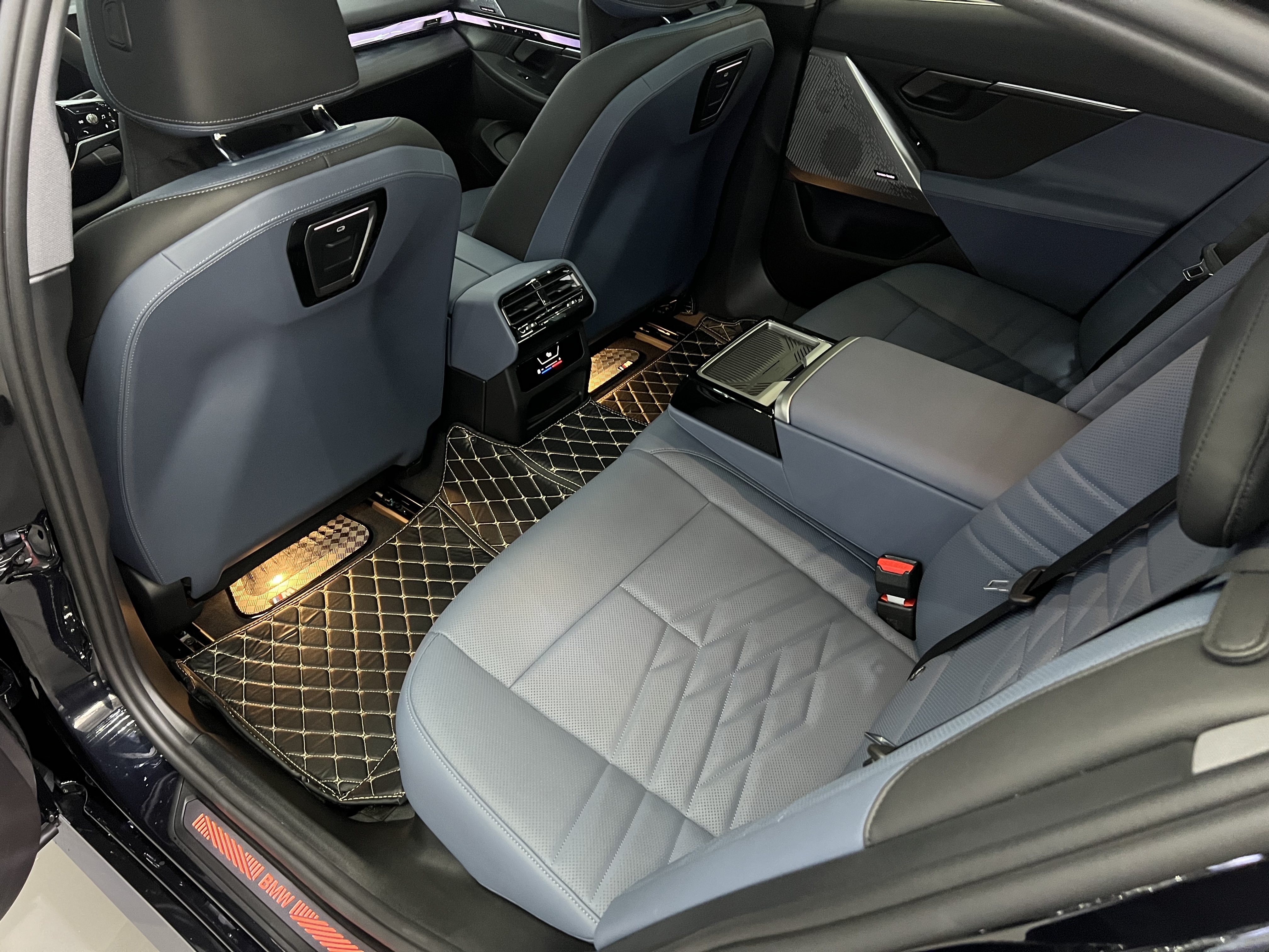BMW i5 2024 #12 BMW i5 2024 car image #12