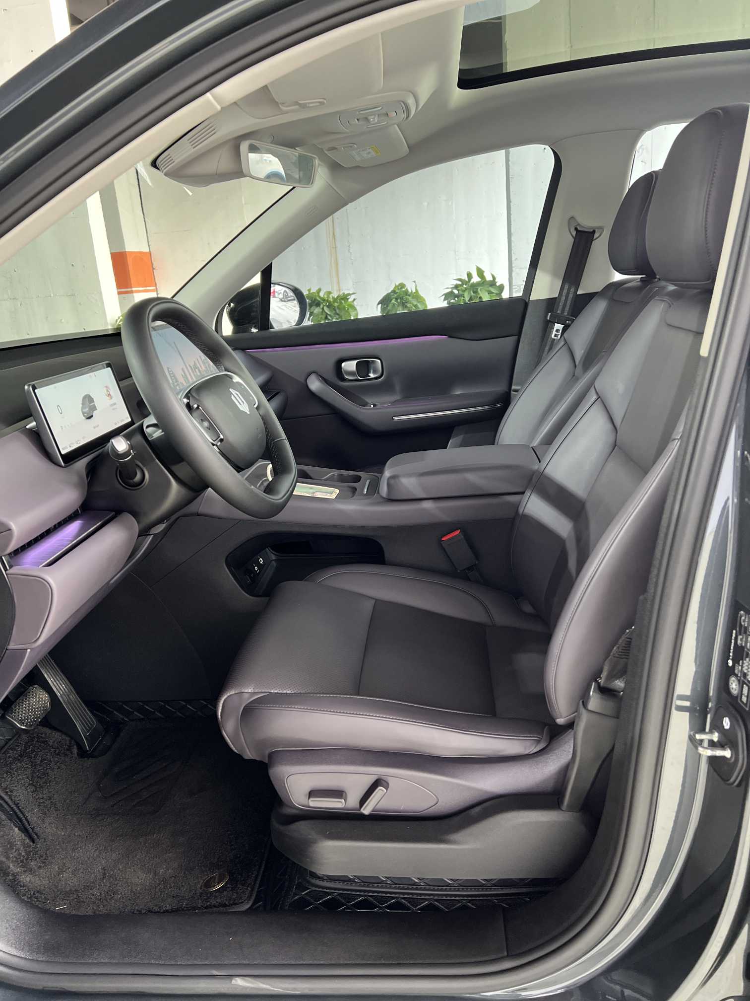 零跑汽车 零跑C10 2024 汽车图片 #12