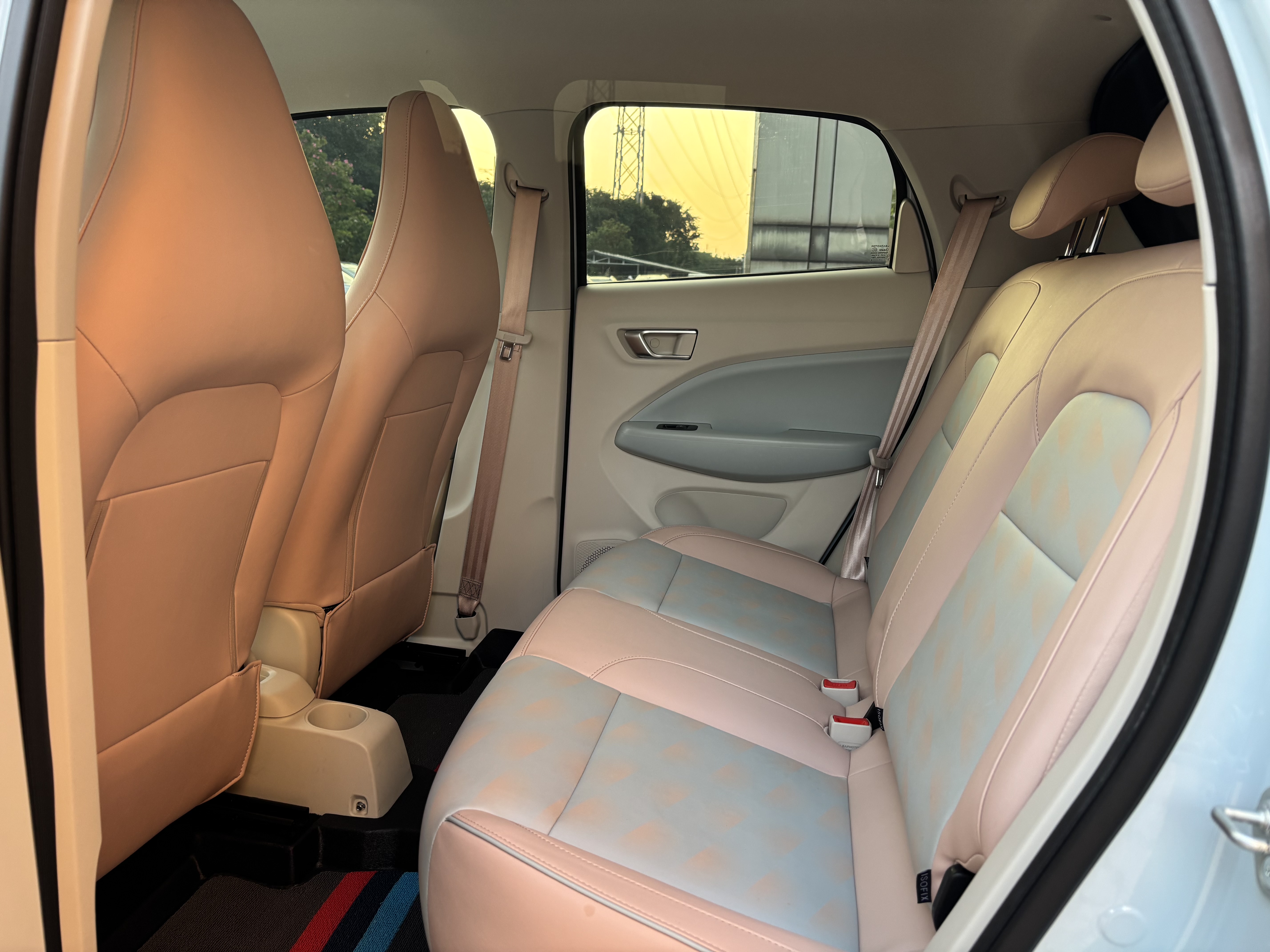 零跑汽车 零跑T03 2024 汽车图片 #12