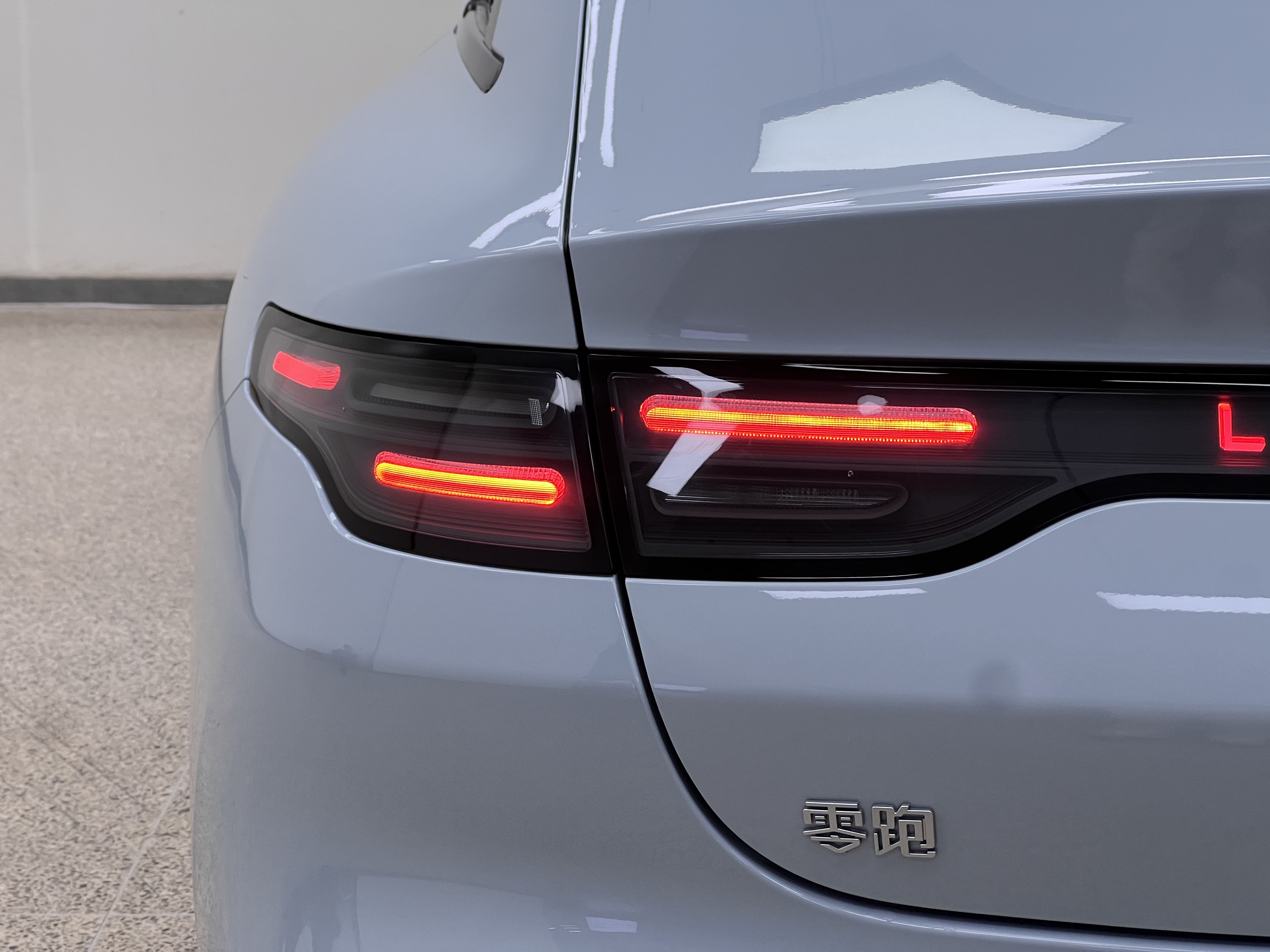 零跑汽车 零跑C01 2025 汽车图片 #12