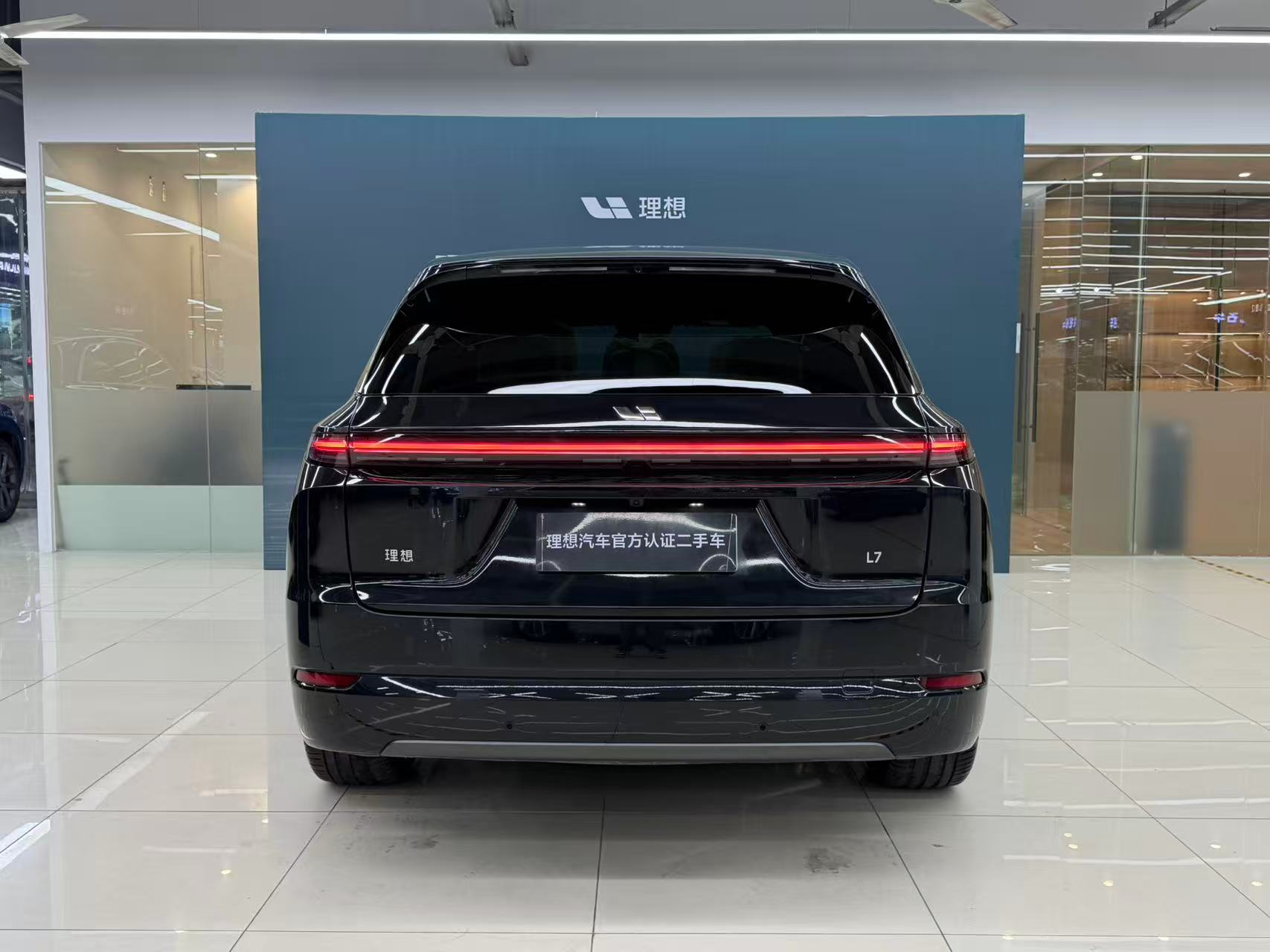 Li L7 2025 immagine di auto #12