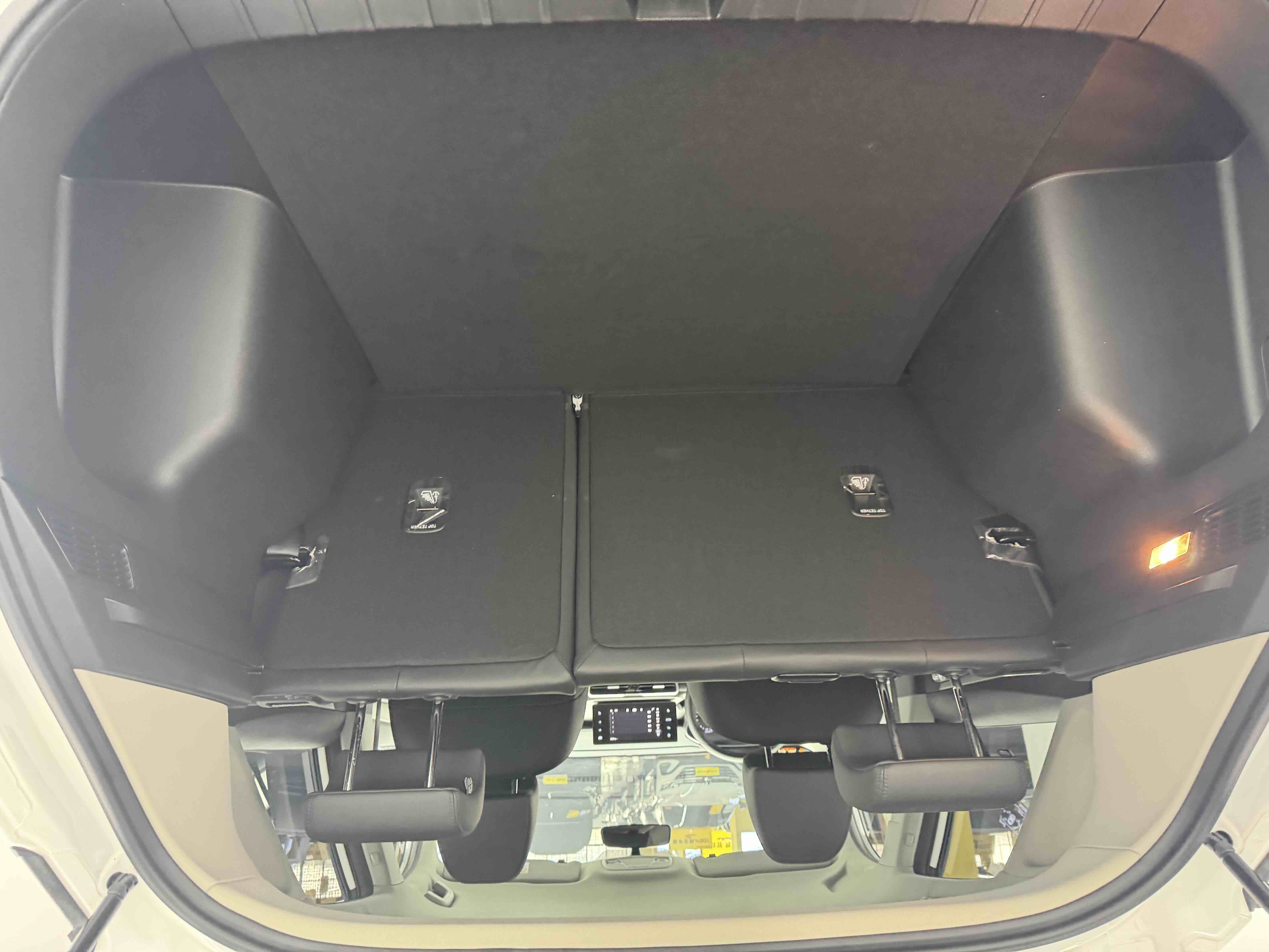 Coolray 2024 car image #12