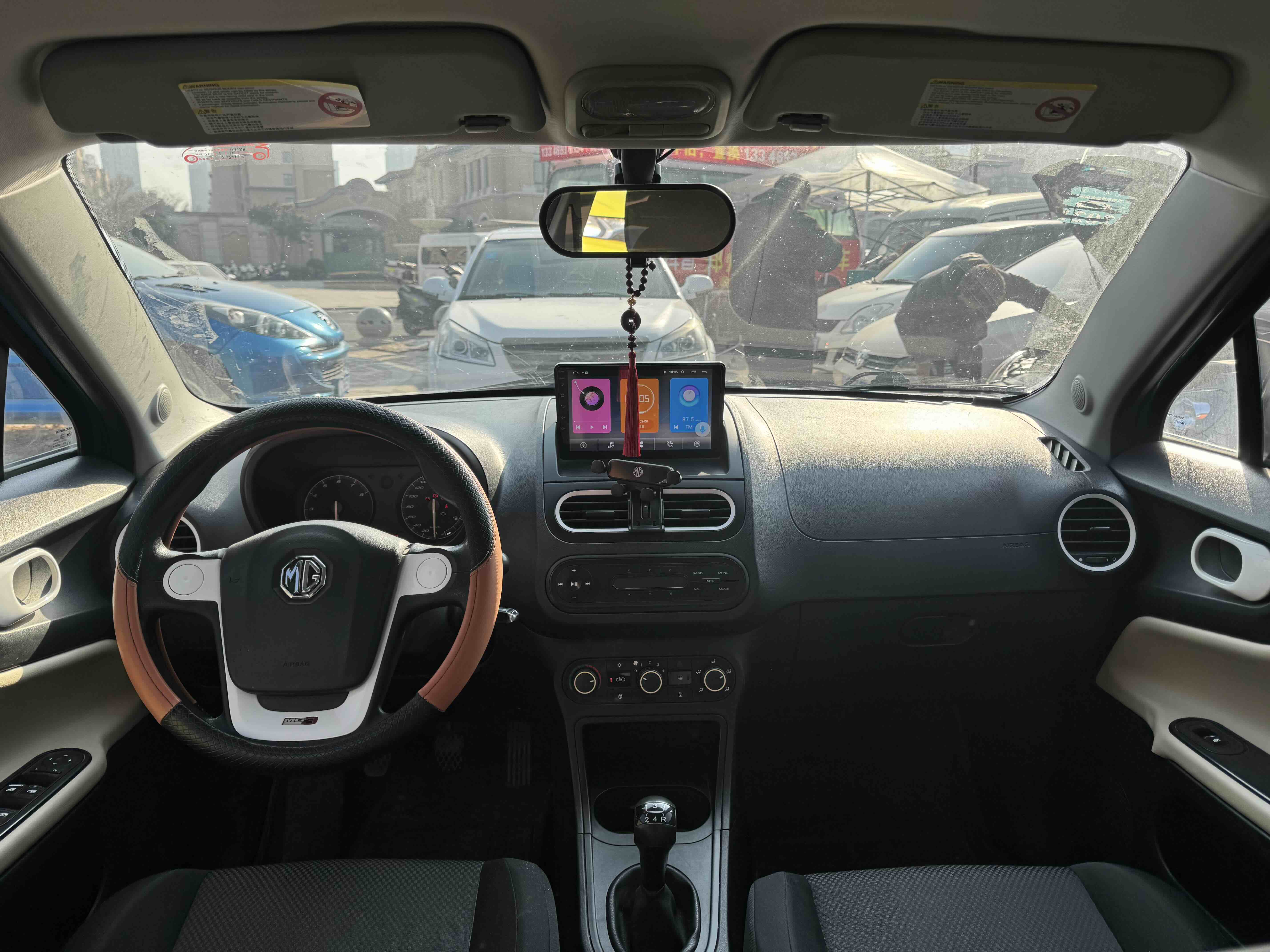 MG 3 2012 car image #12