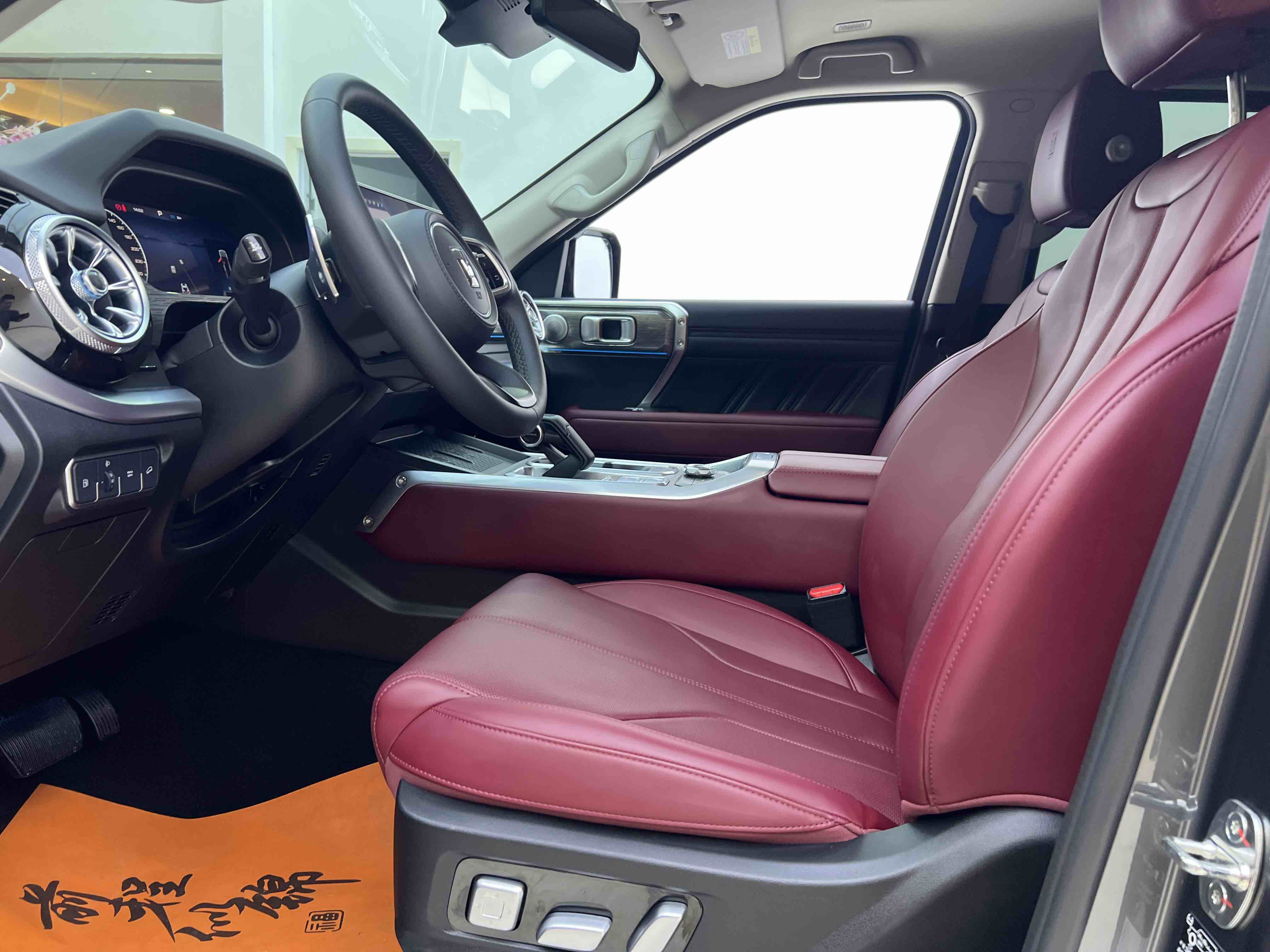 Tank 400 New Energy 2025 car image #12