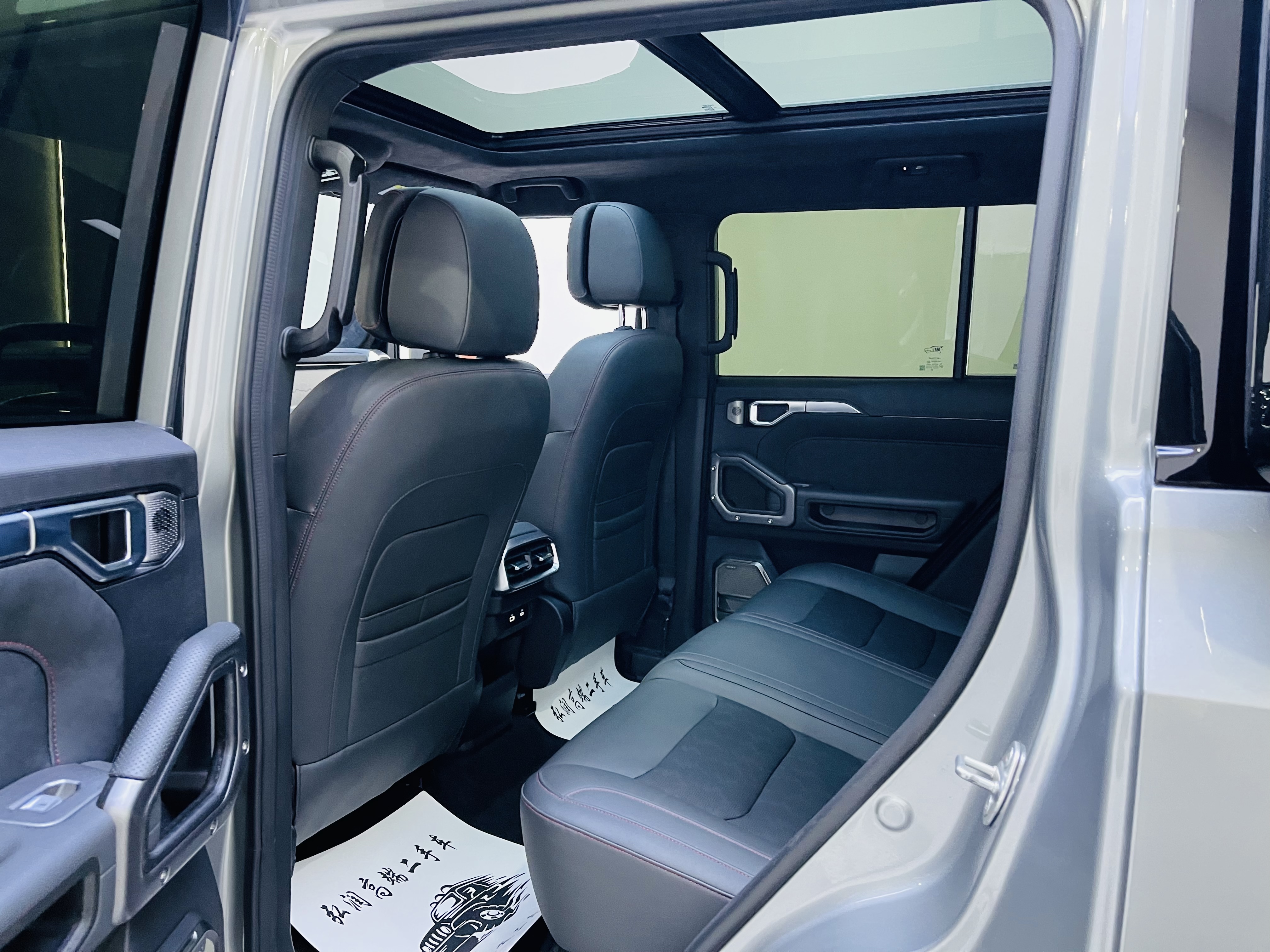 Jetour T2 2025 car image #12