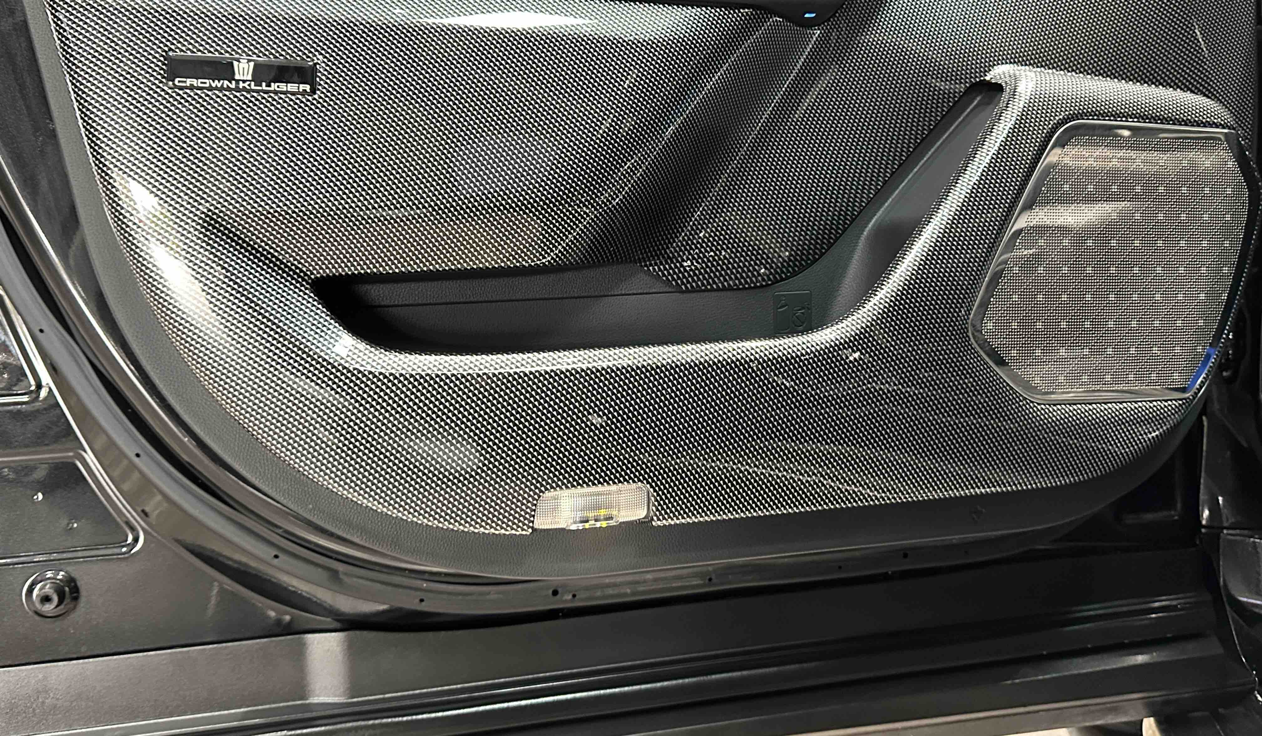 Toyota Crown Kluger 2025 #12 Toyota Crown Kluger 2025 car image #12