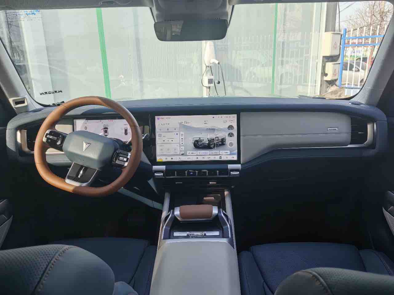 Deepal G318 2024 #12 Deepal G318 2024 изображение автомобиля #12