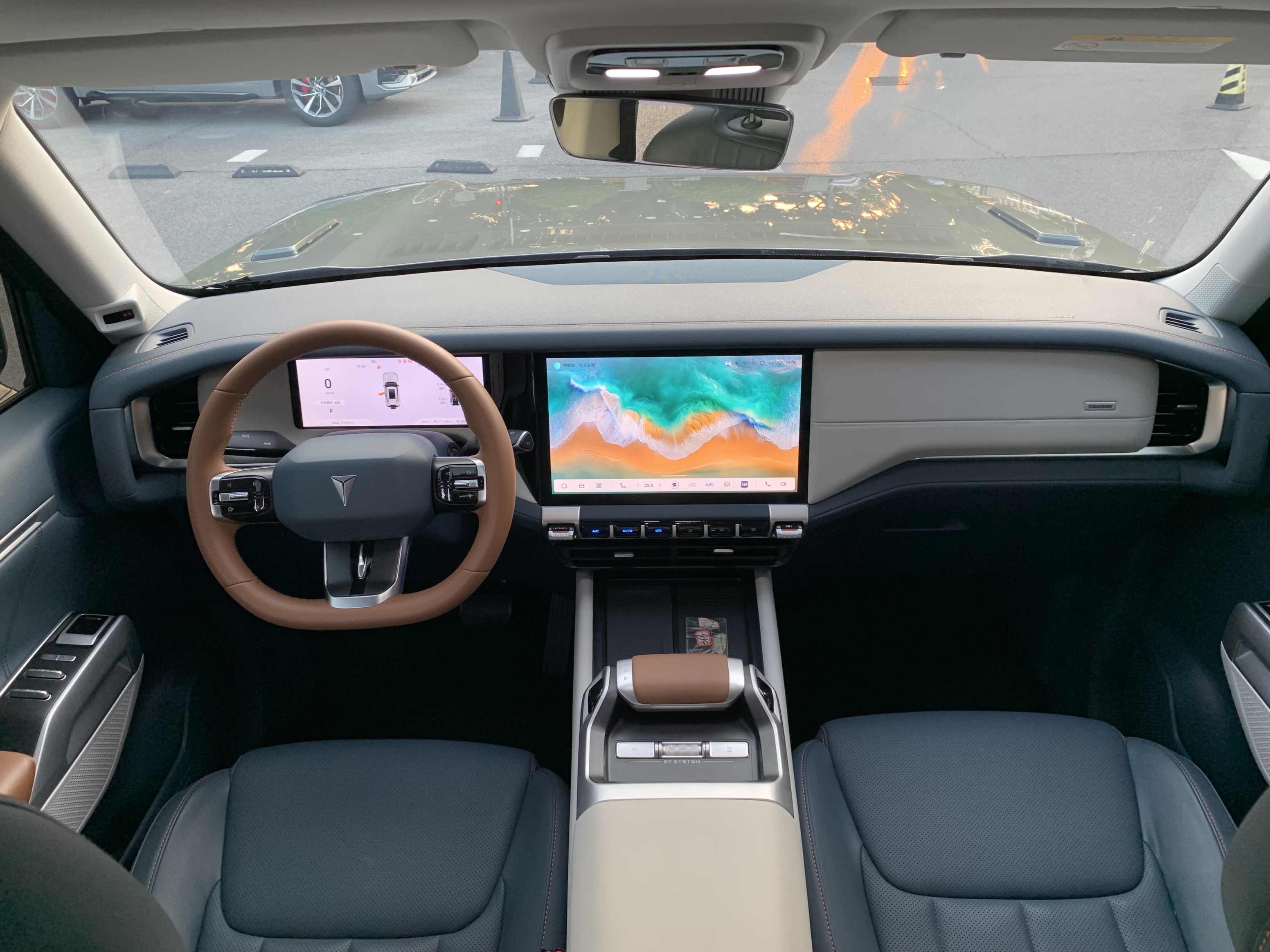 Deepal G318 2024 car image #12