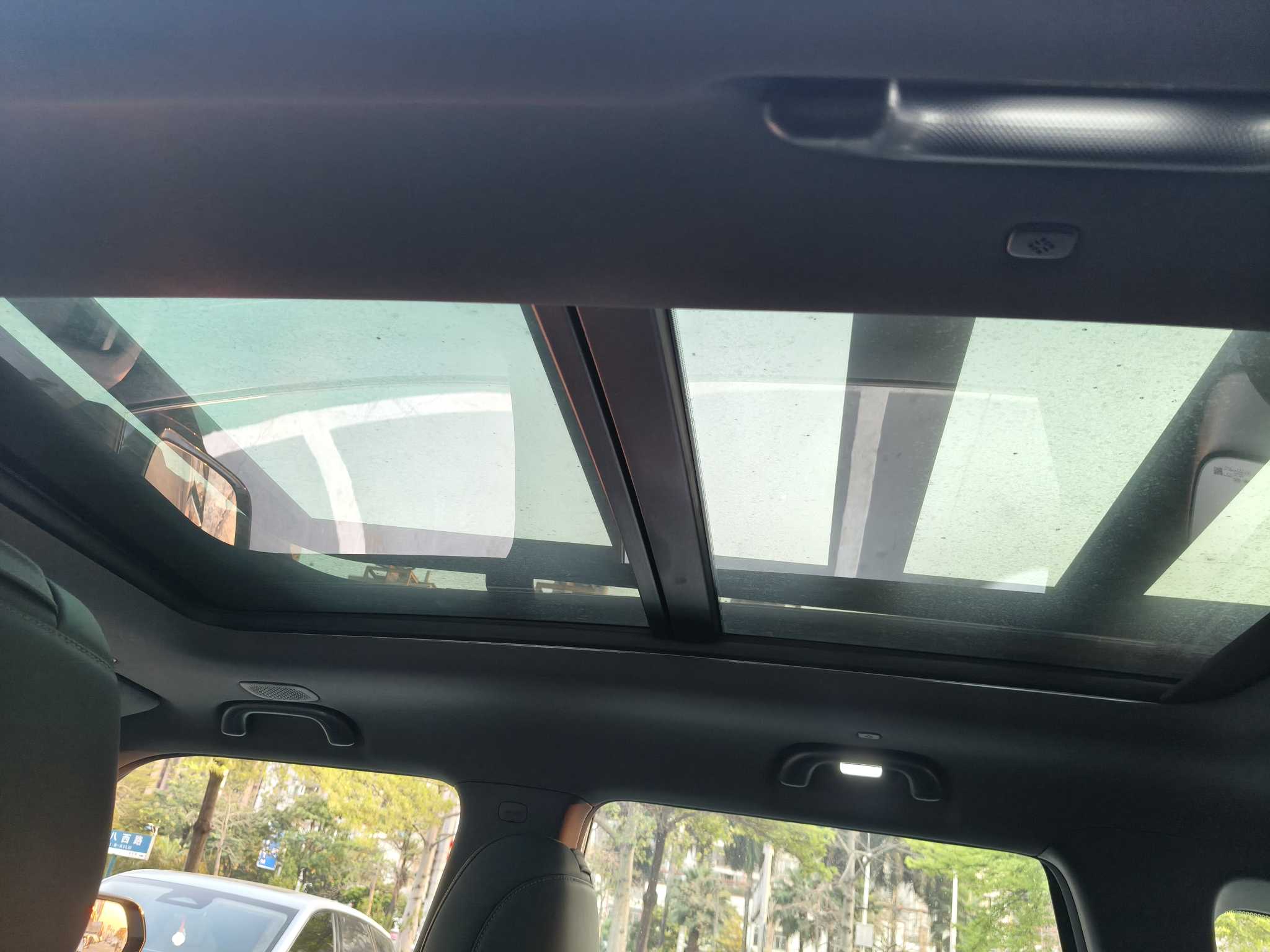 Deepal G318 2025 car image #12