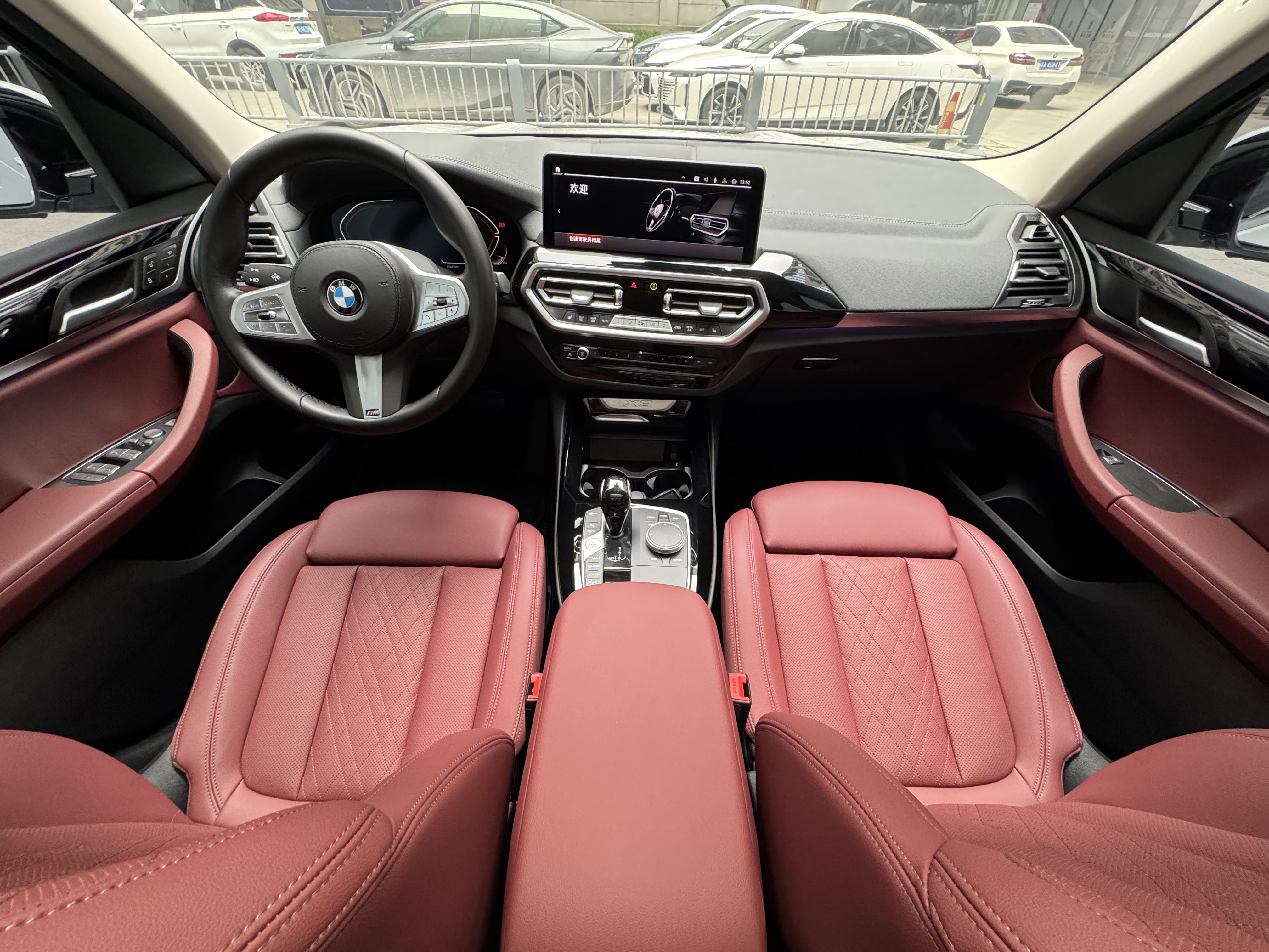 BMW X3 2024 car image #12