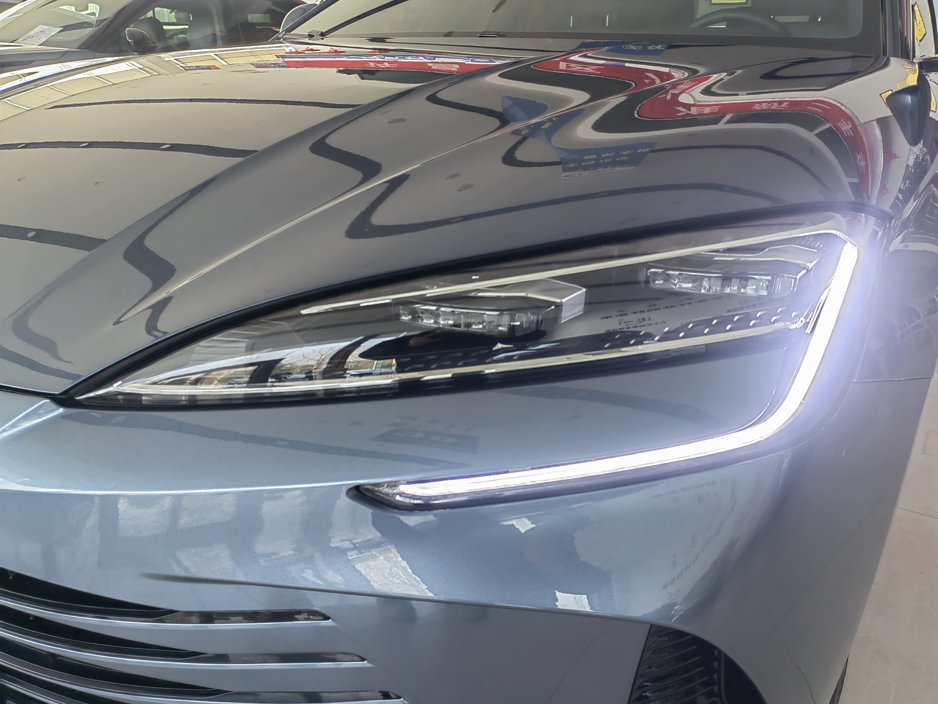 BYD Seal 07 DM-i 2025 car image #12