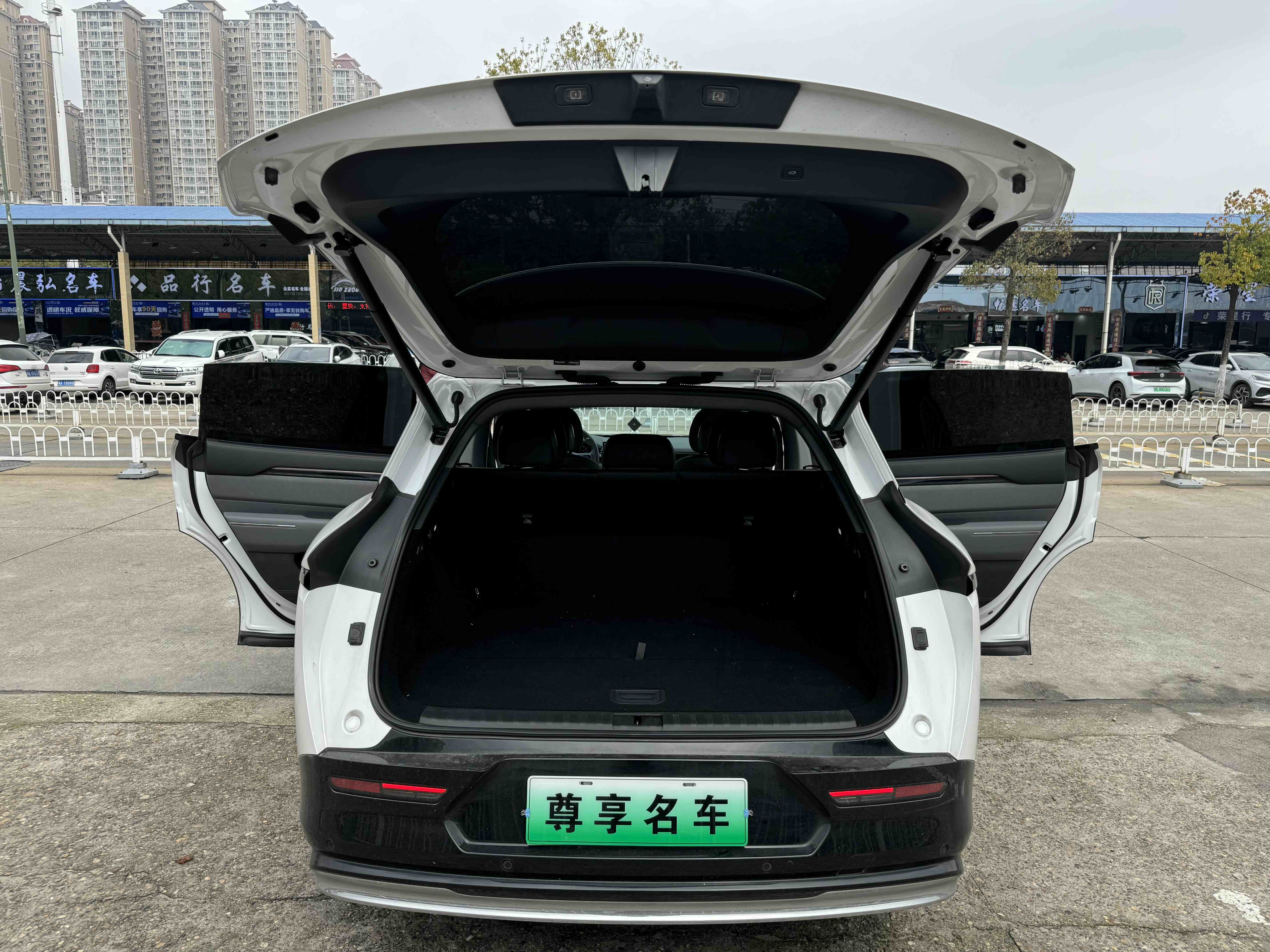 极氪 极氪007 2025 汽车图片 #12