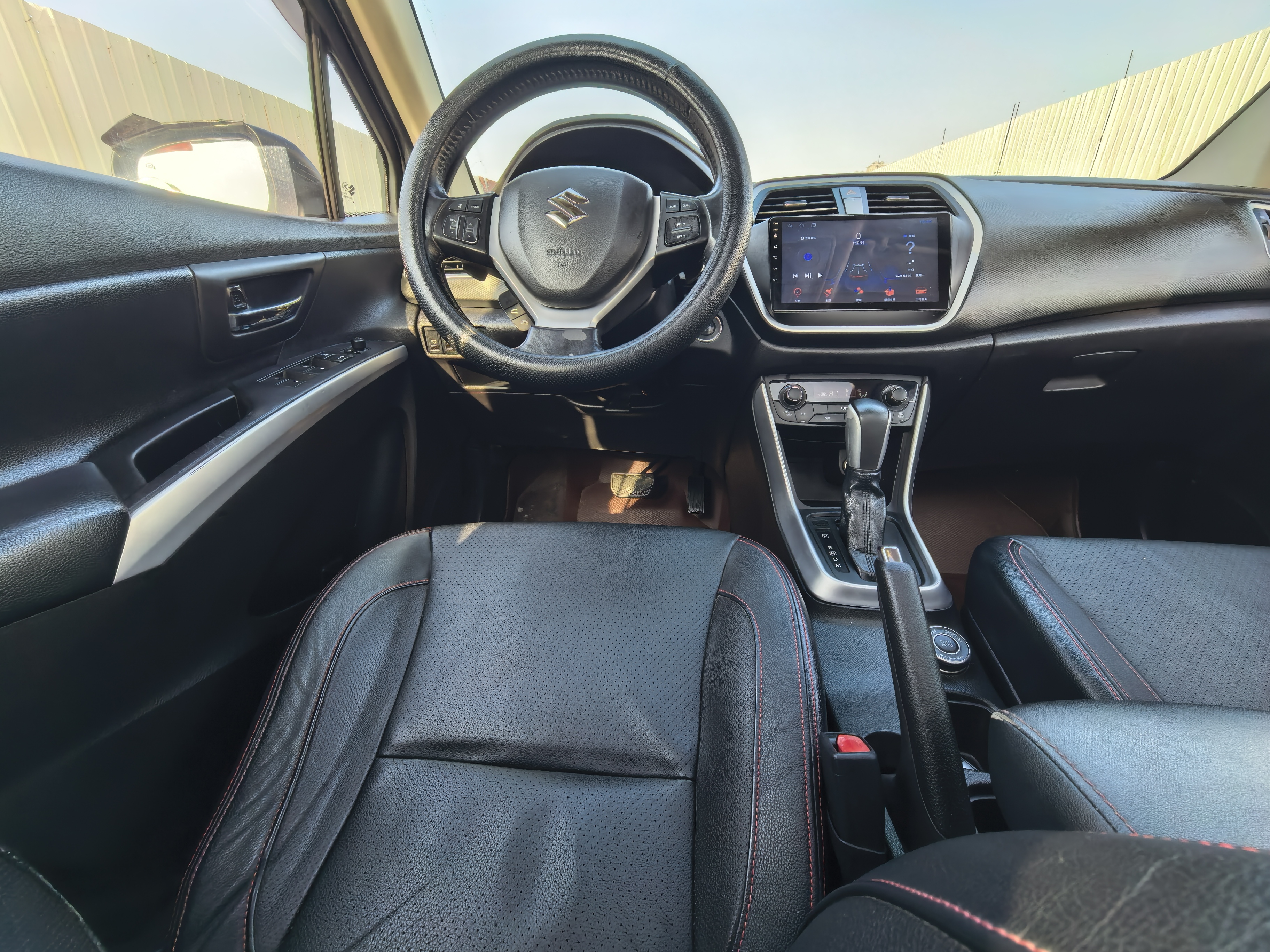 Suzuki S-Cross 2014 صورة سيارة #12