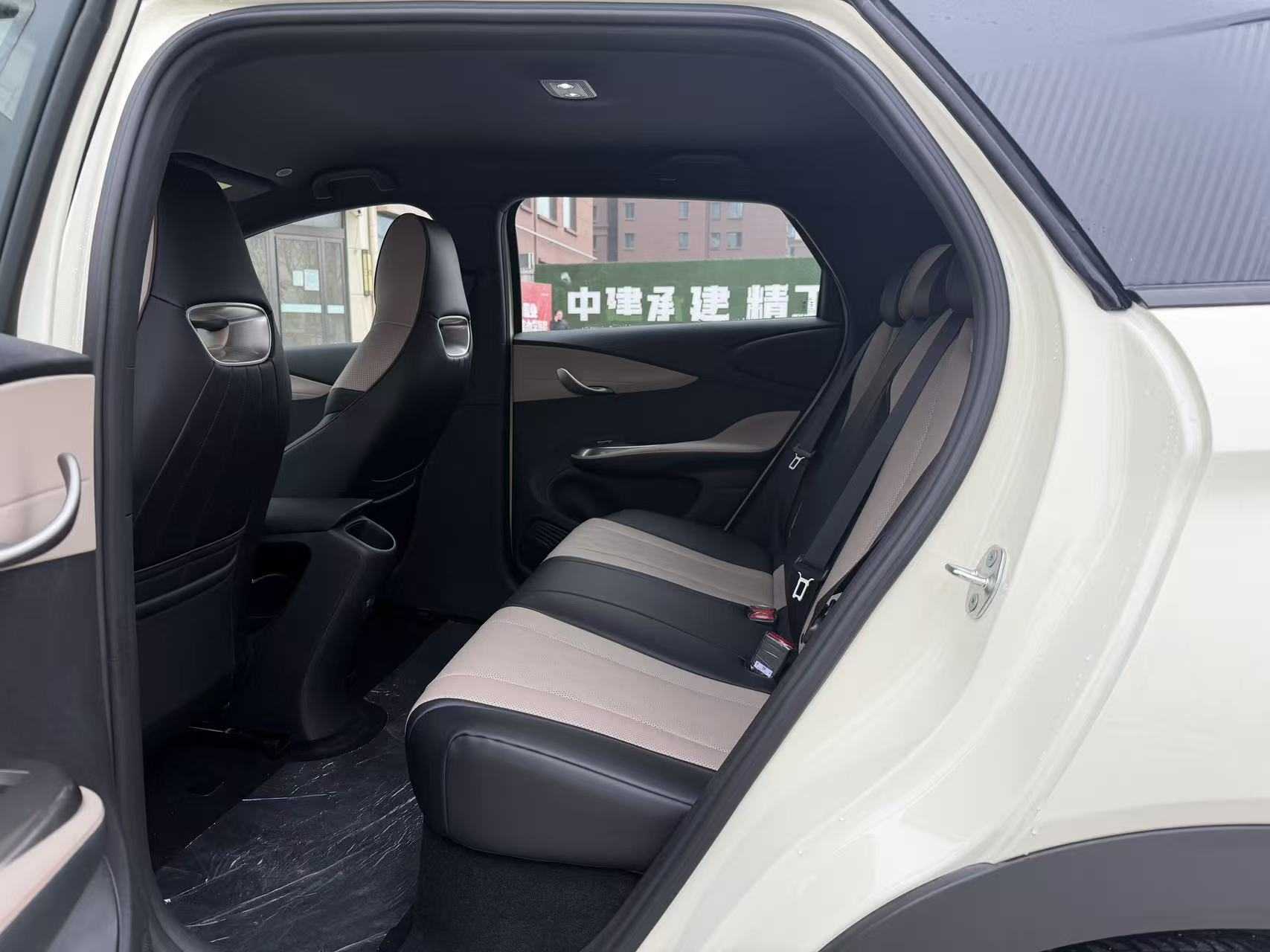 BYD Dolphin 2026 #12 BYD Dolphin 2026 car image #12