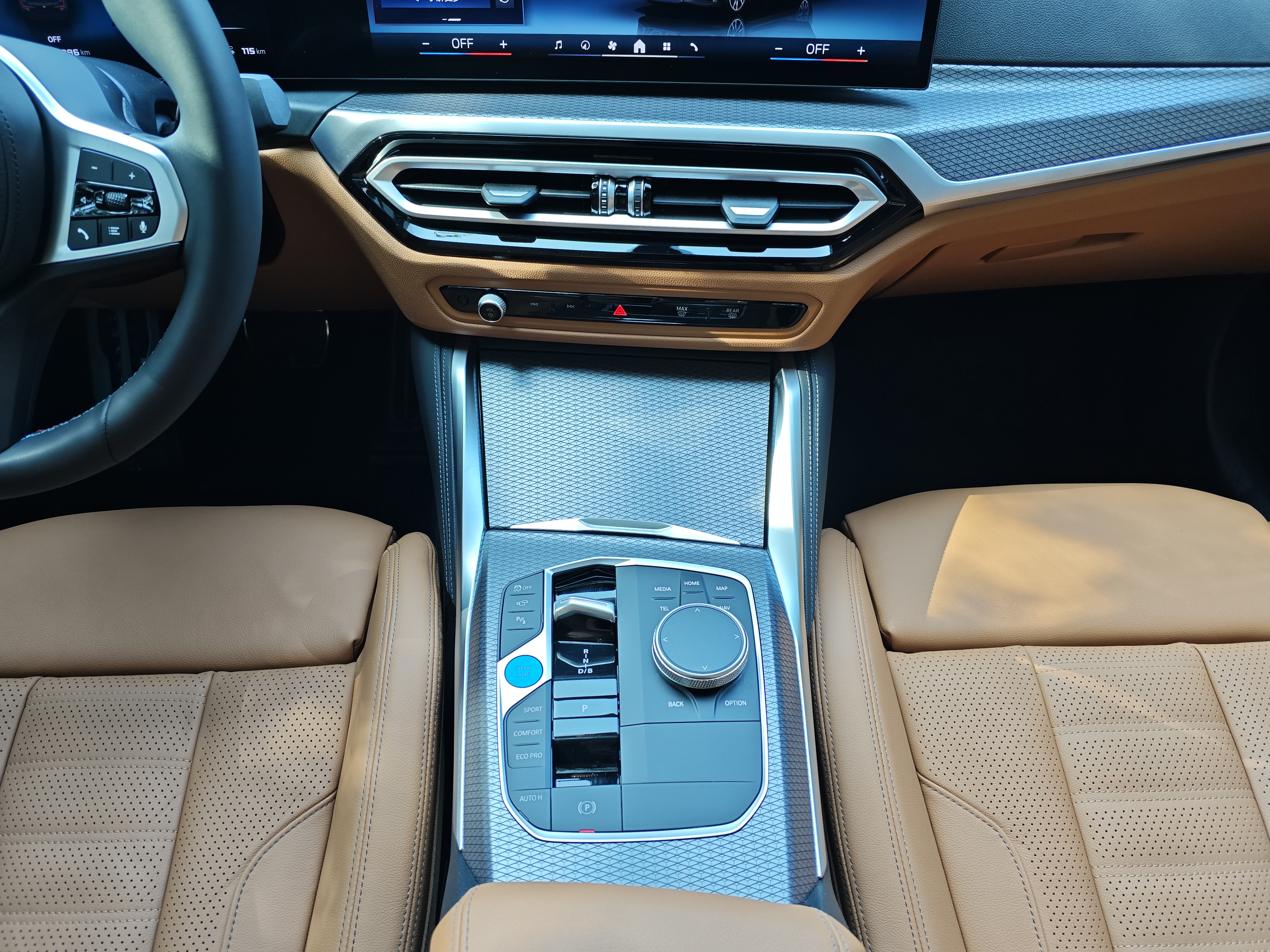 BMW i4 M50 2024 #12 BMW i4 M50 2024 car image #12