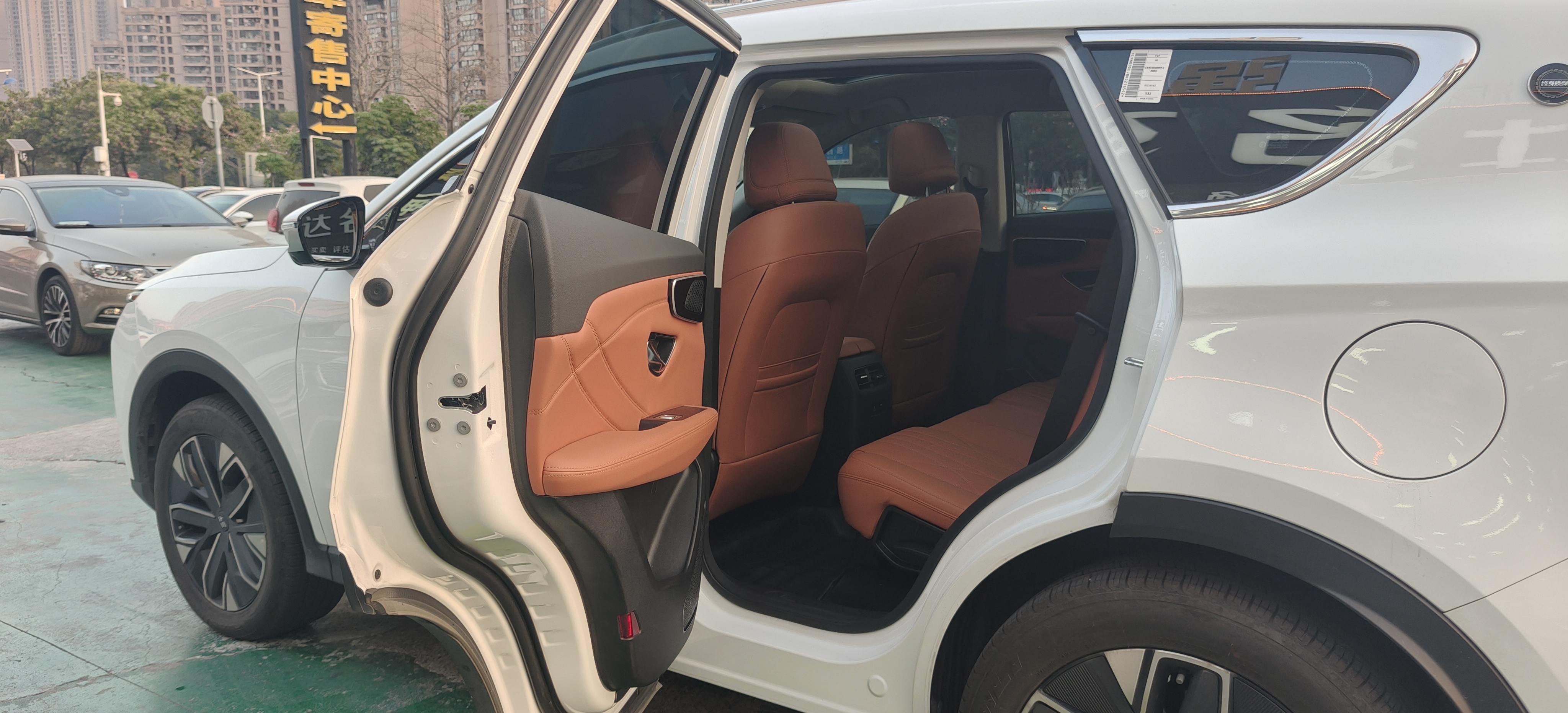 Jetour L7 2025 car image #12