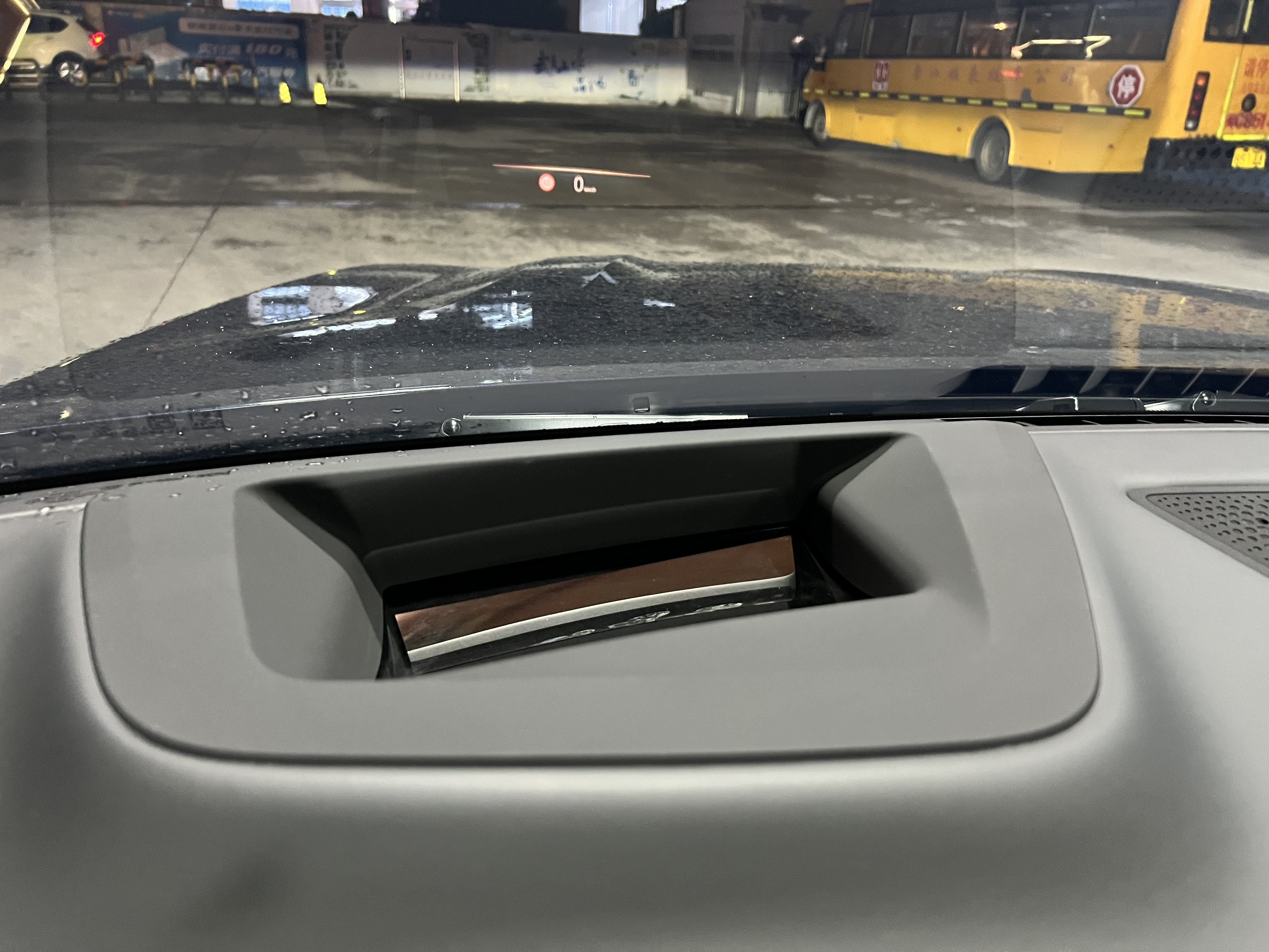 BMW X7 M60i 2025 #12 BMW X7 M60i 2025 car image #12