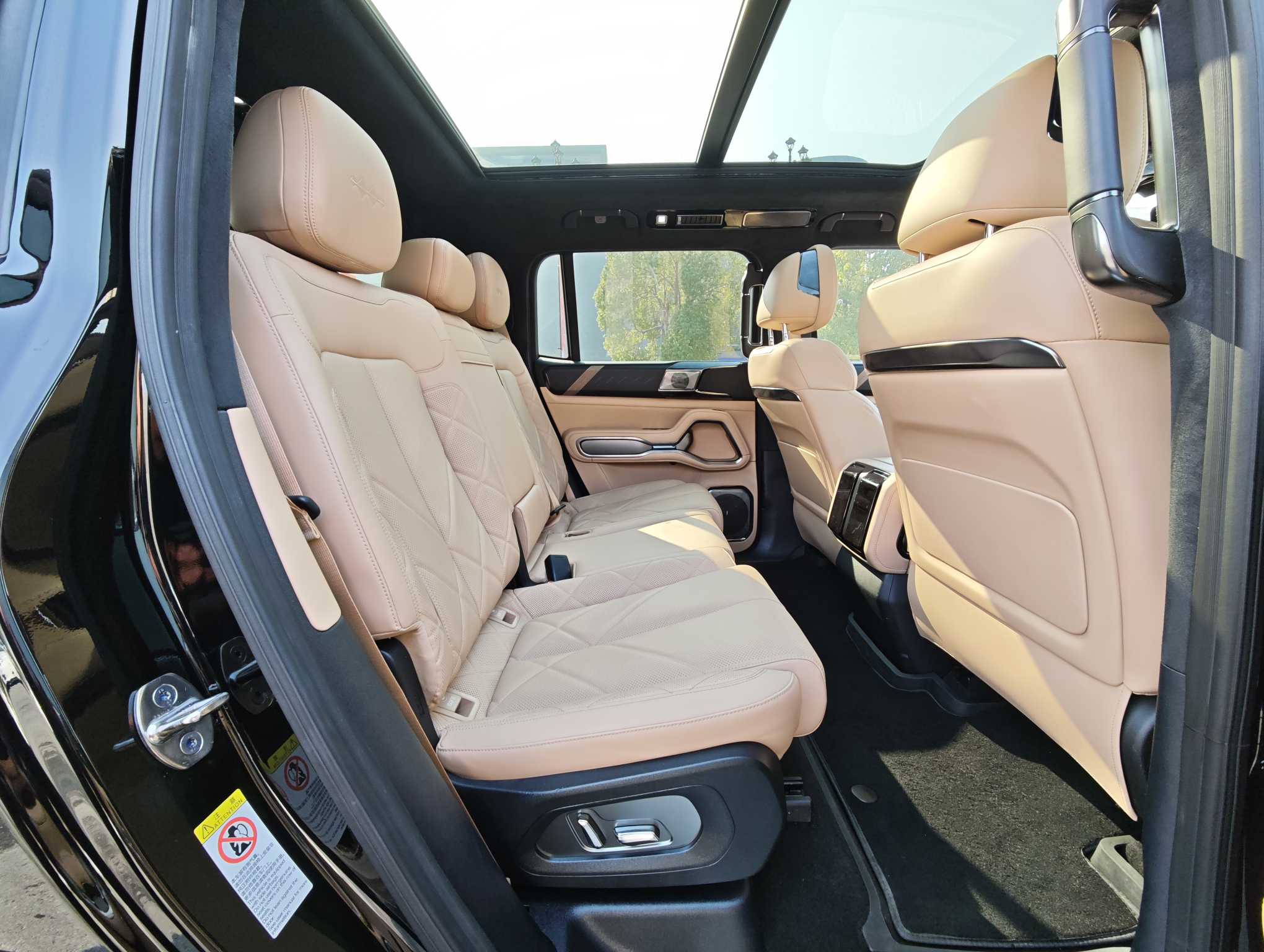 FangChengBao Leopard 8 2024 car image #12