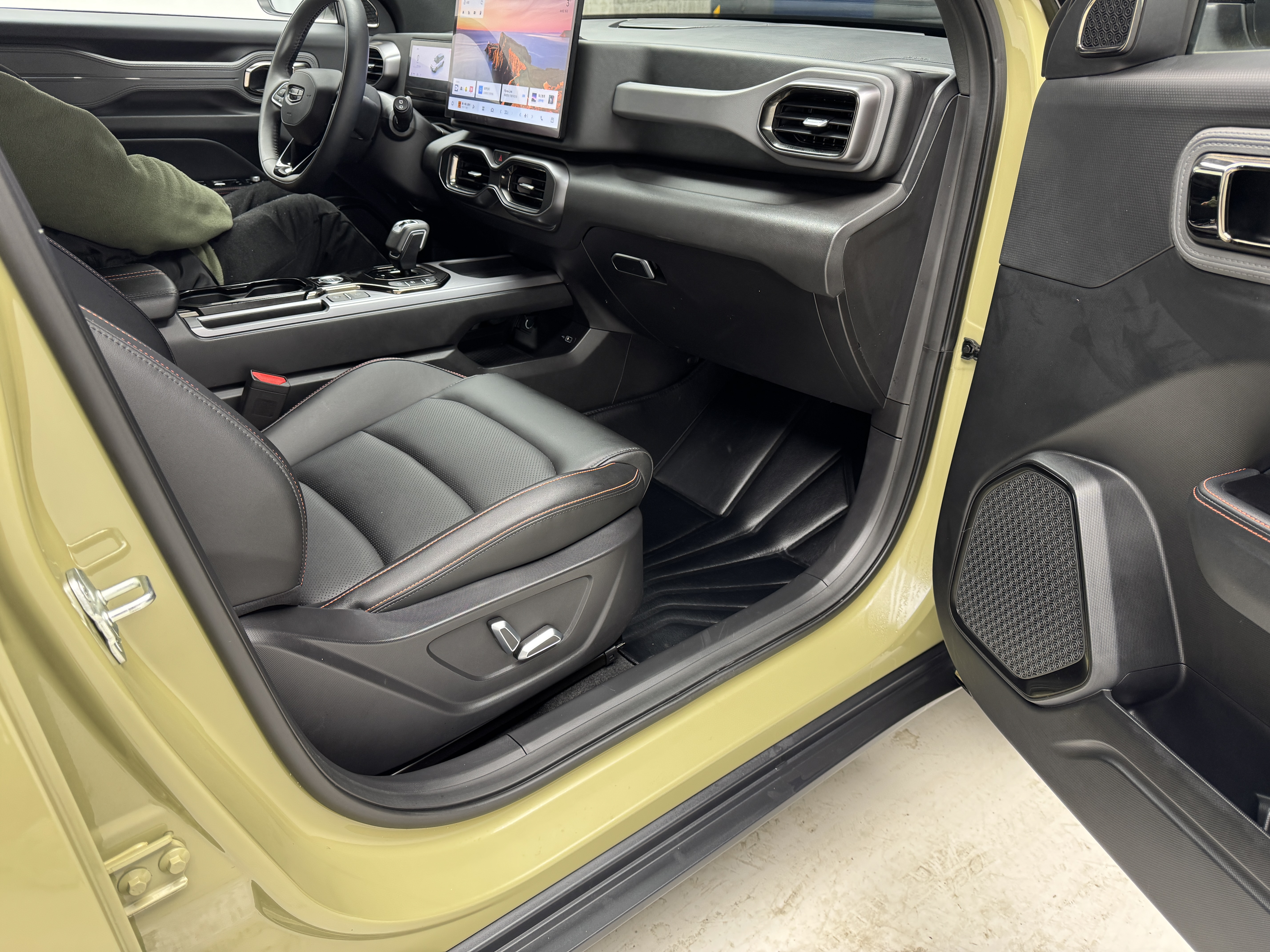 GEELY Cowboy 2024 #12 GEELY Cowboy 2024 car image #12