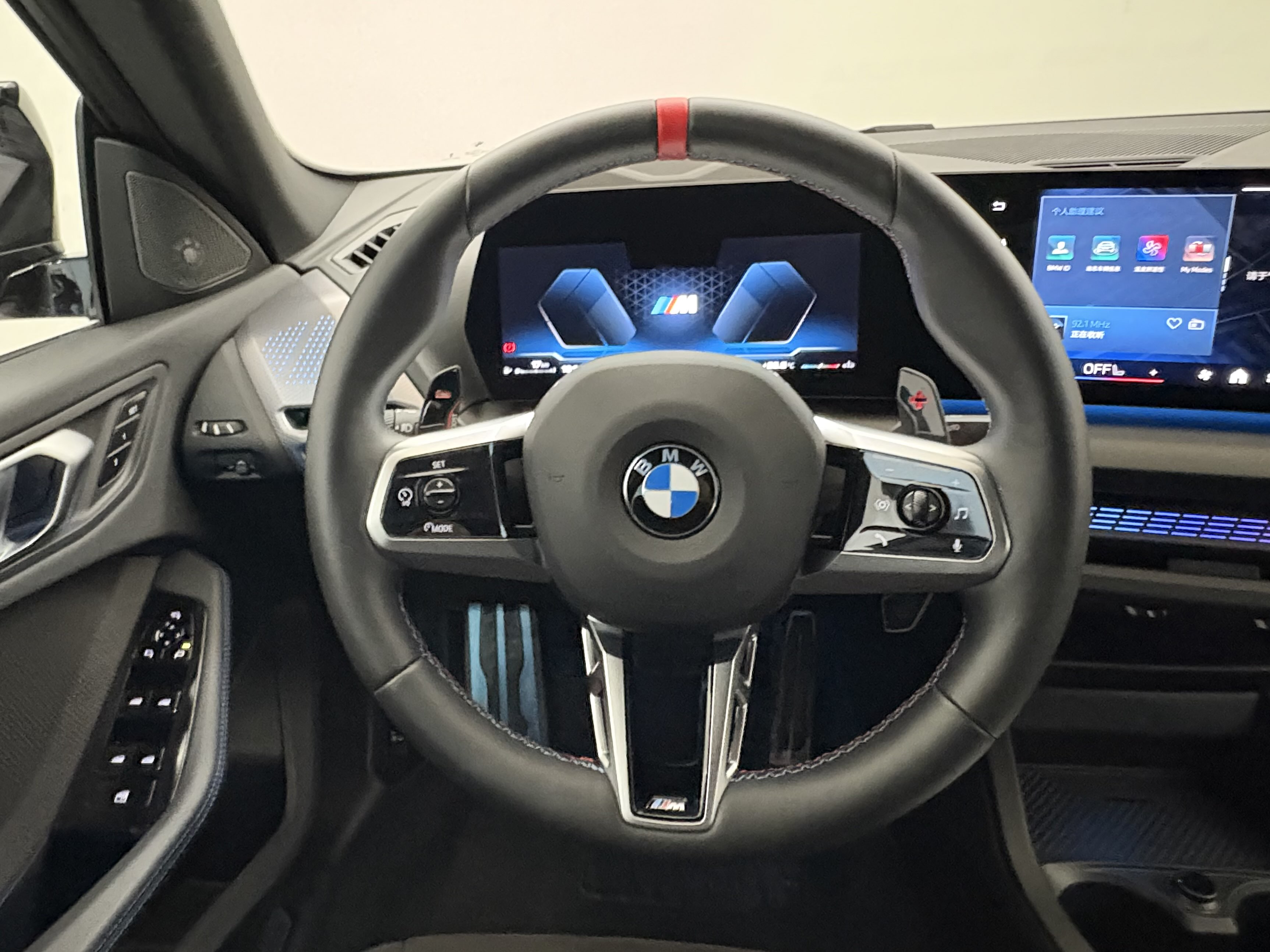 BMW M235L 2024 #12 BMW M235L 2024 car image #12