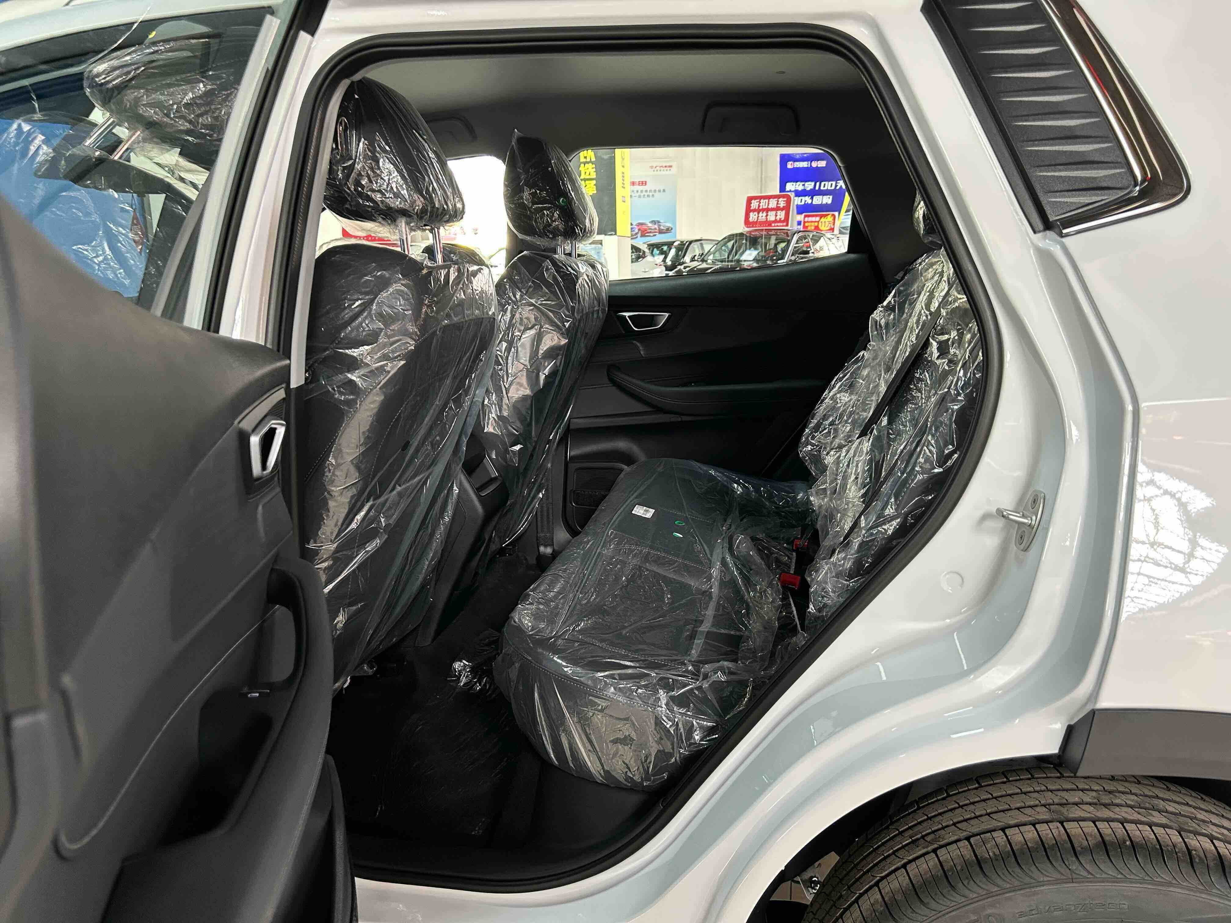 Chery Tiggo 5x 2026 car image #12