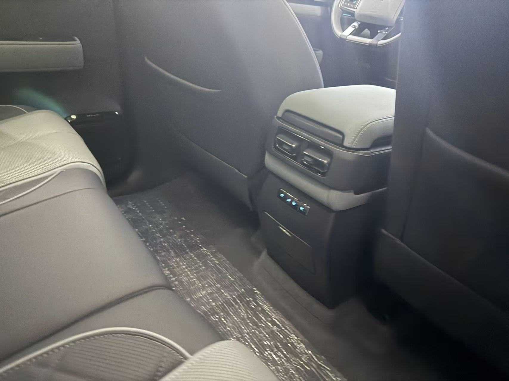 FangChengBao Leopard 5 2025 car image #12