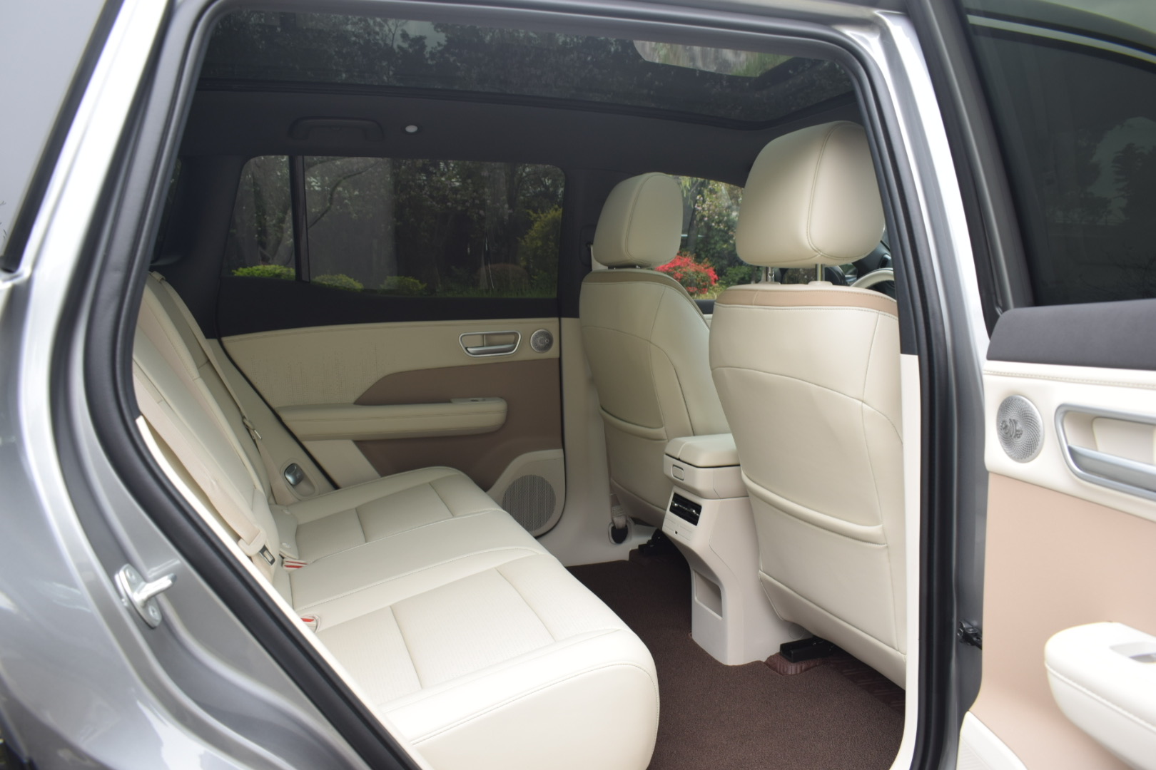 Toyota Bozhi 3X 2025 car image #12