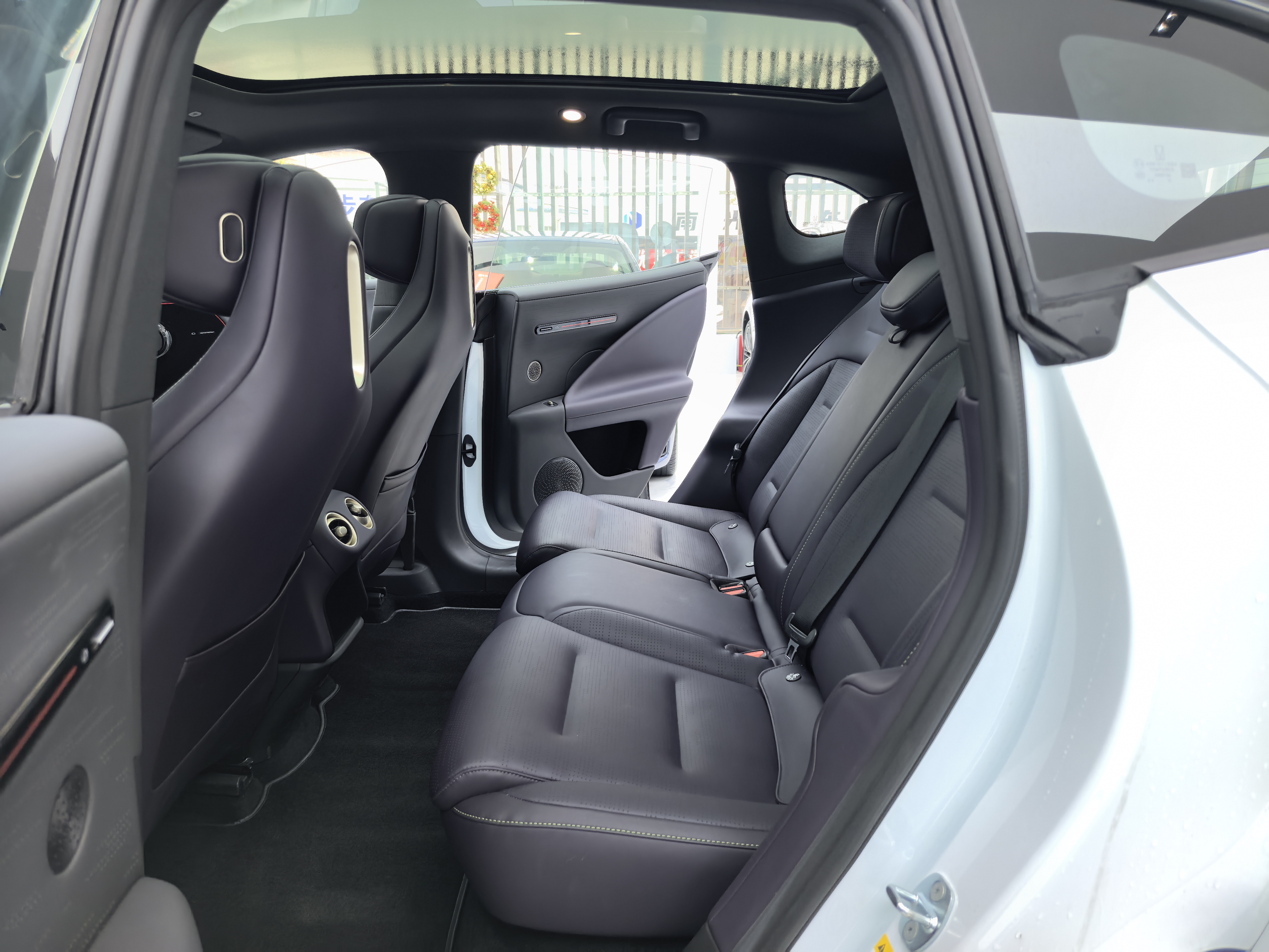 Avatr 07 2025 imagen de coche #12