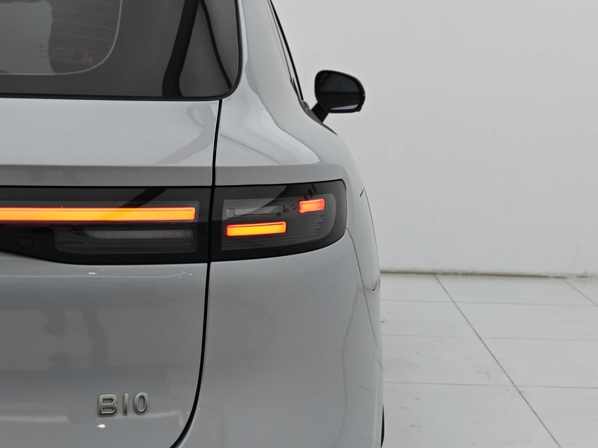 零跑汽车 零跑B10 2025 汽车图片 #12