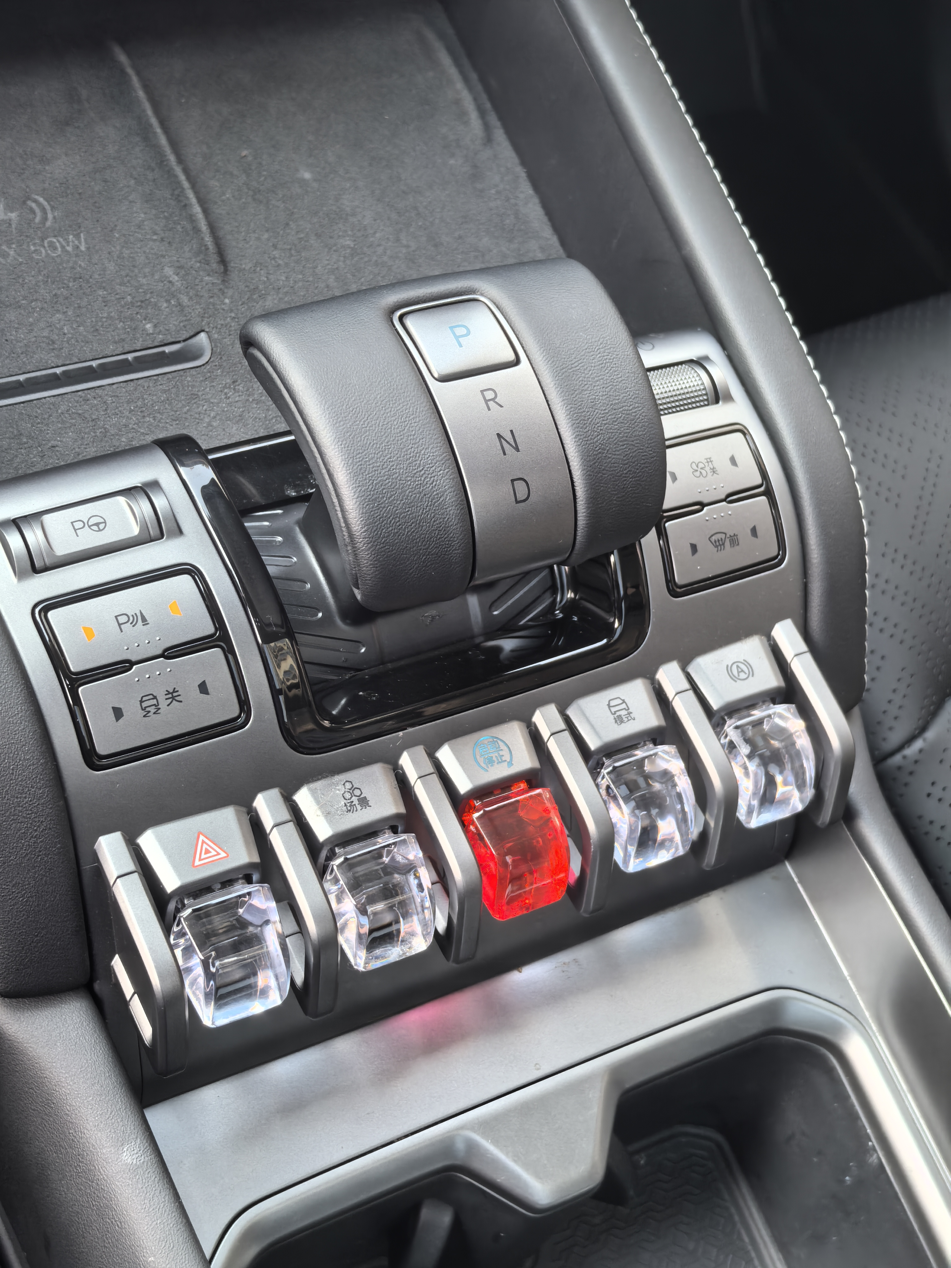 FangChengBao Tiger 3 2025 car image #12