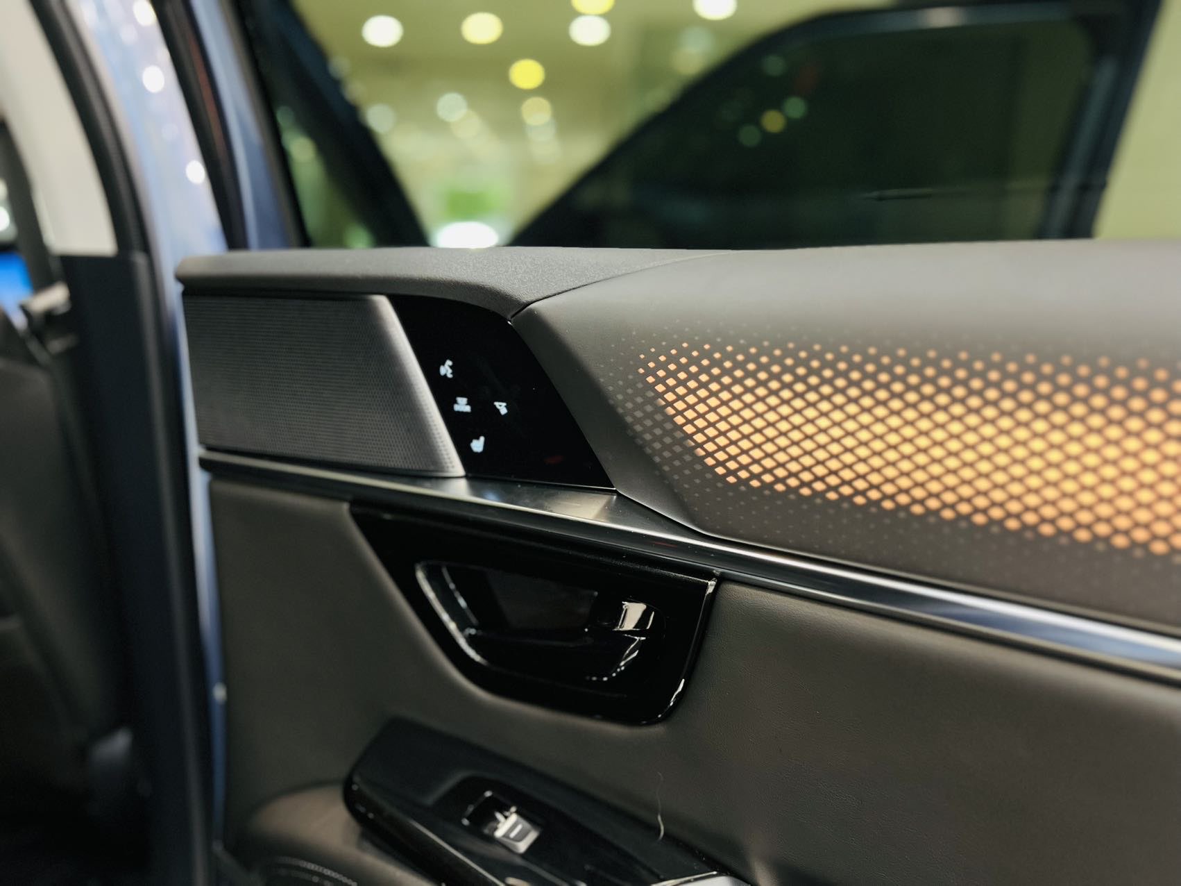 Honda P7 2025 car image #12