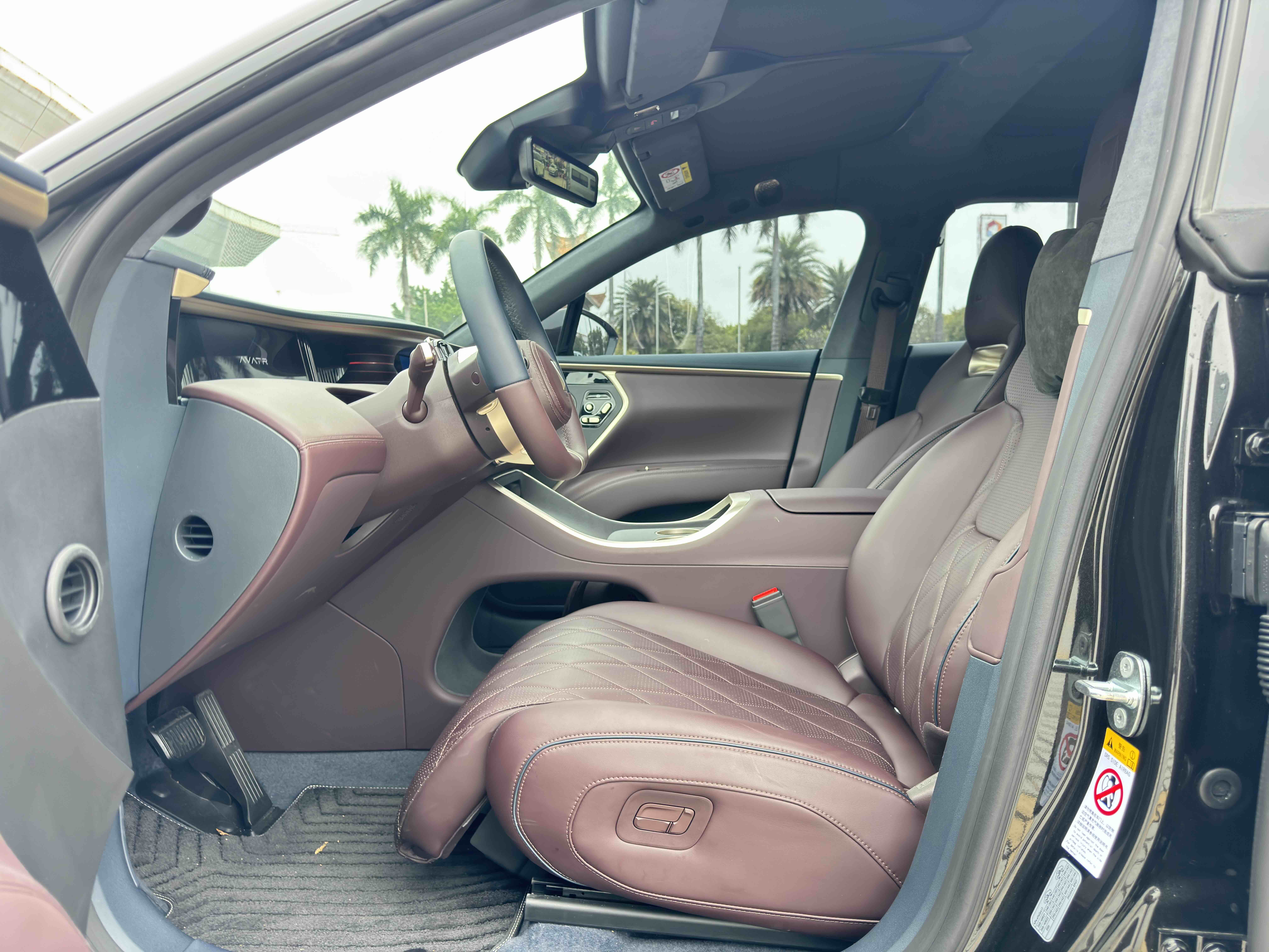 Avatr 11 2025 imagem de carro #12