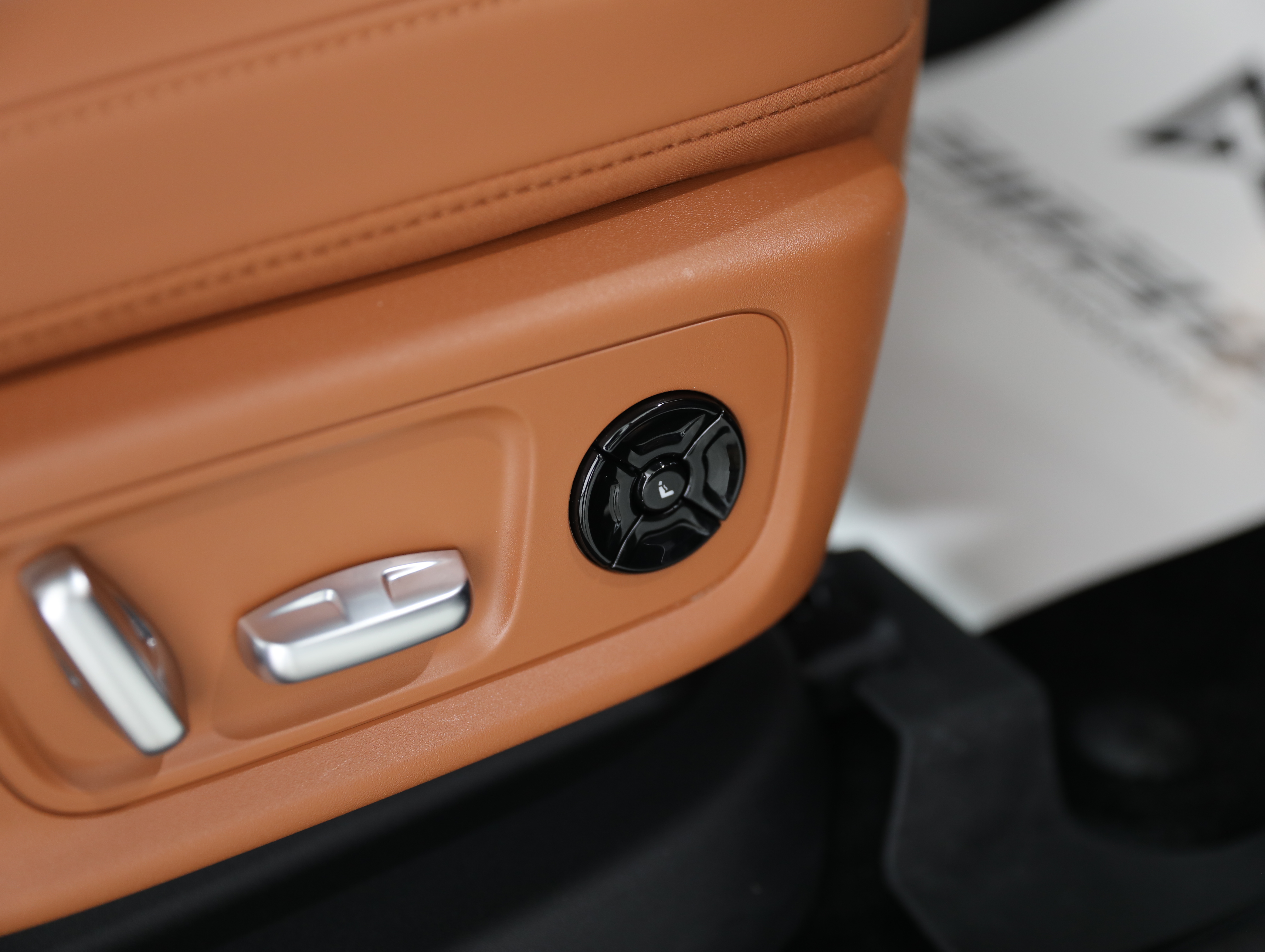 Li L6 2025 صورة سيارة #12