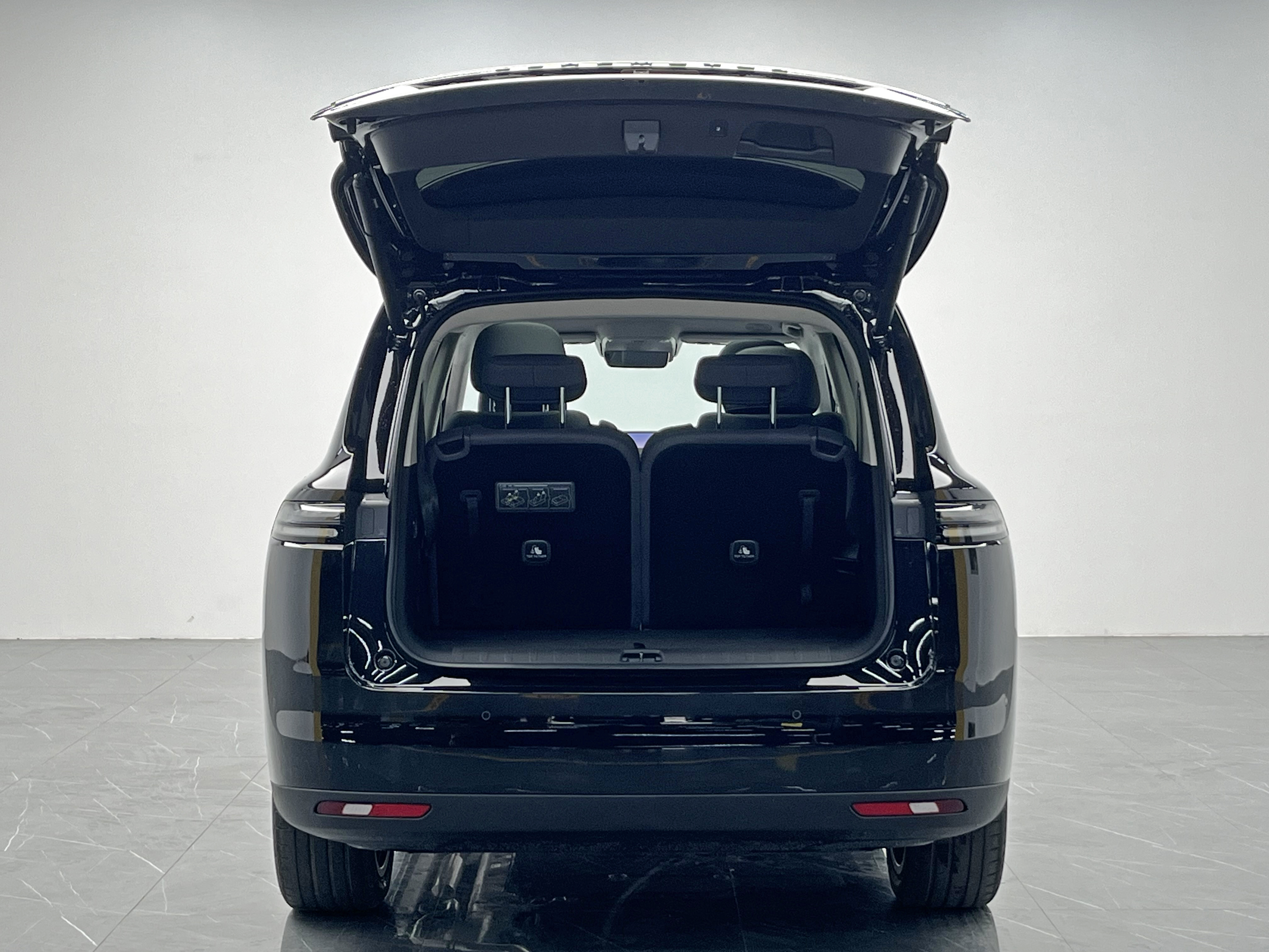 零跑汽车 零跑C16 2025 汽车图片 #12